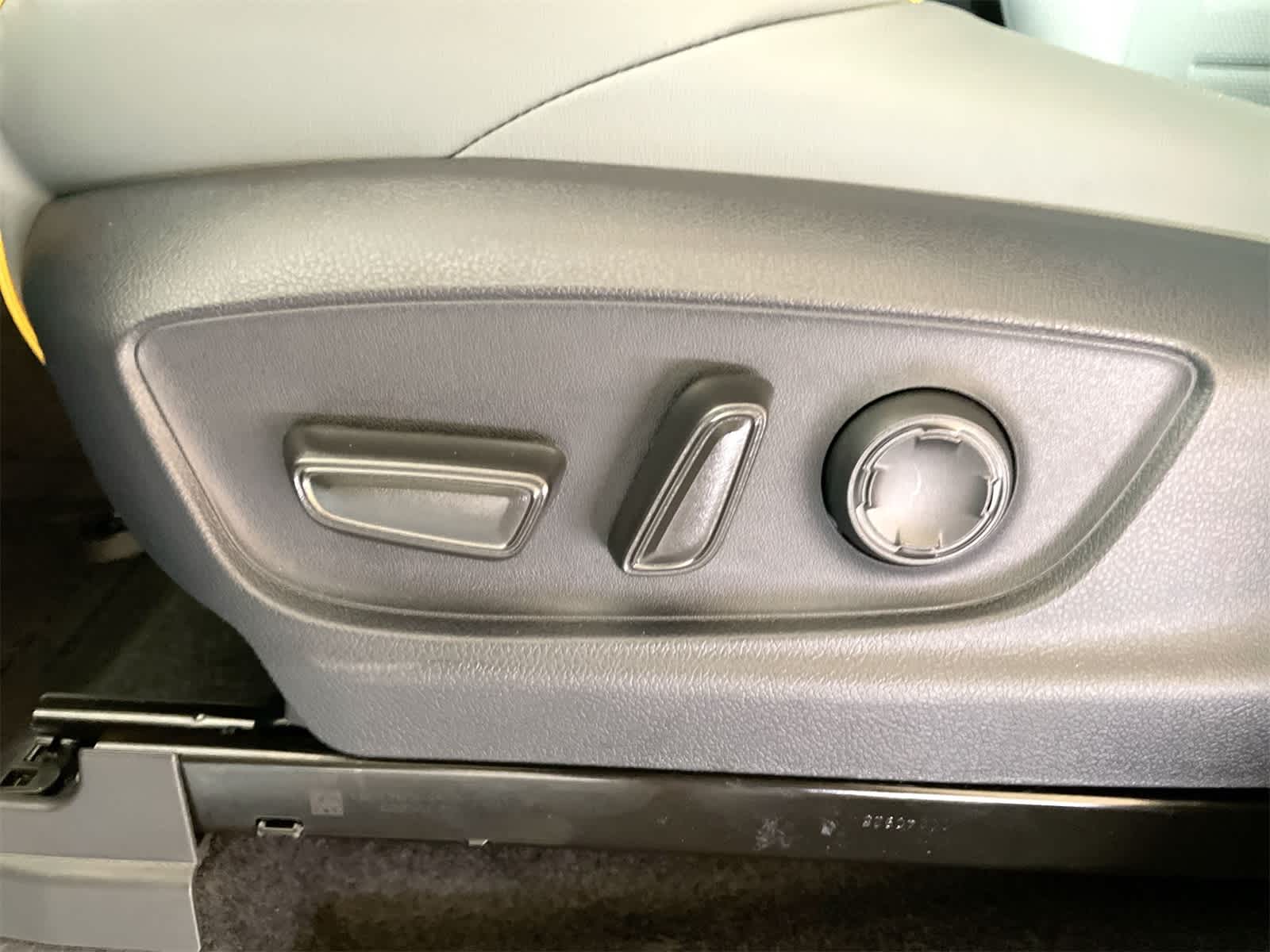 Thumbnail: 2025 Toyota Tacoma - 11