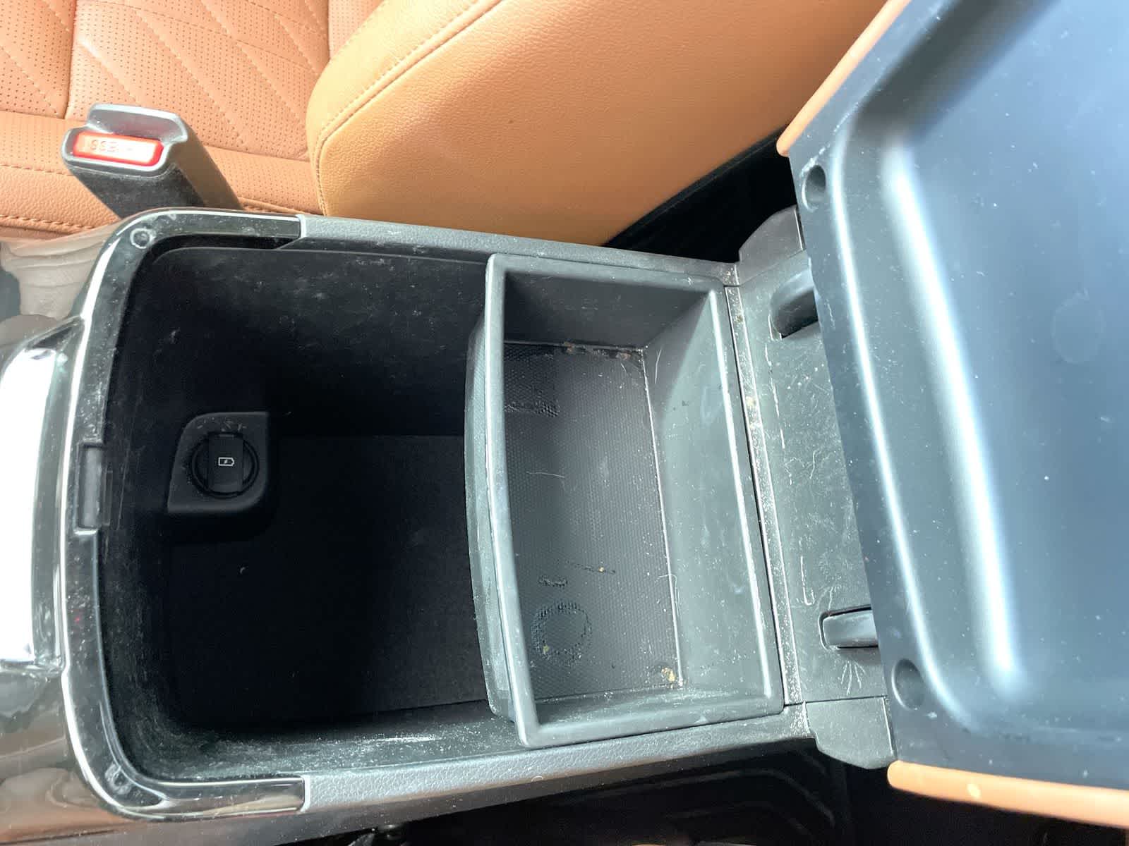 Thumbnail: 2025 Kia Telluride - 24