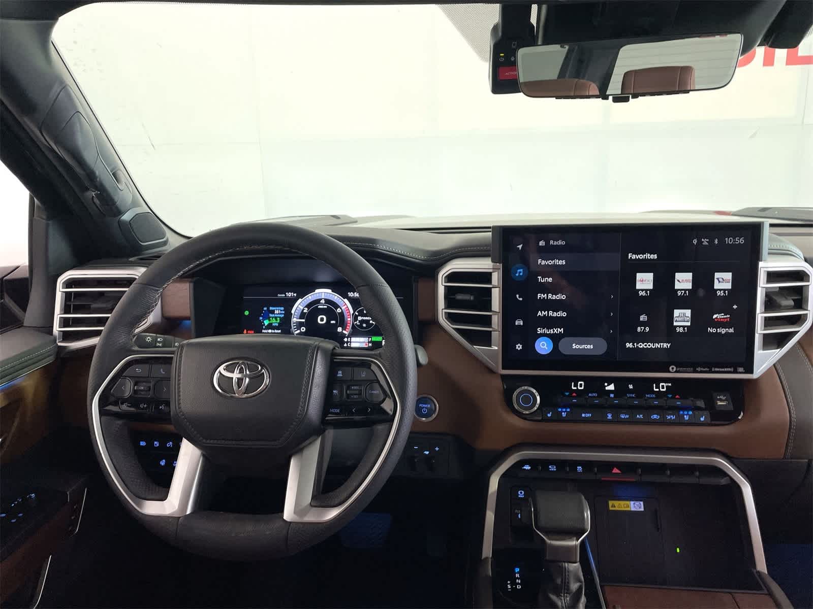 Thumbnail: 2024 Toyota Tundra - 16
