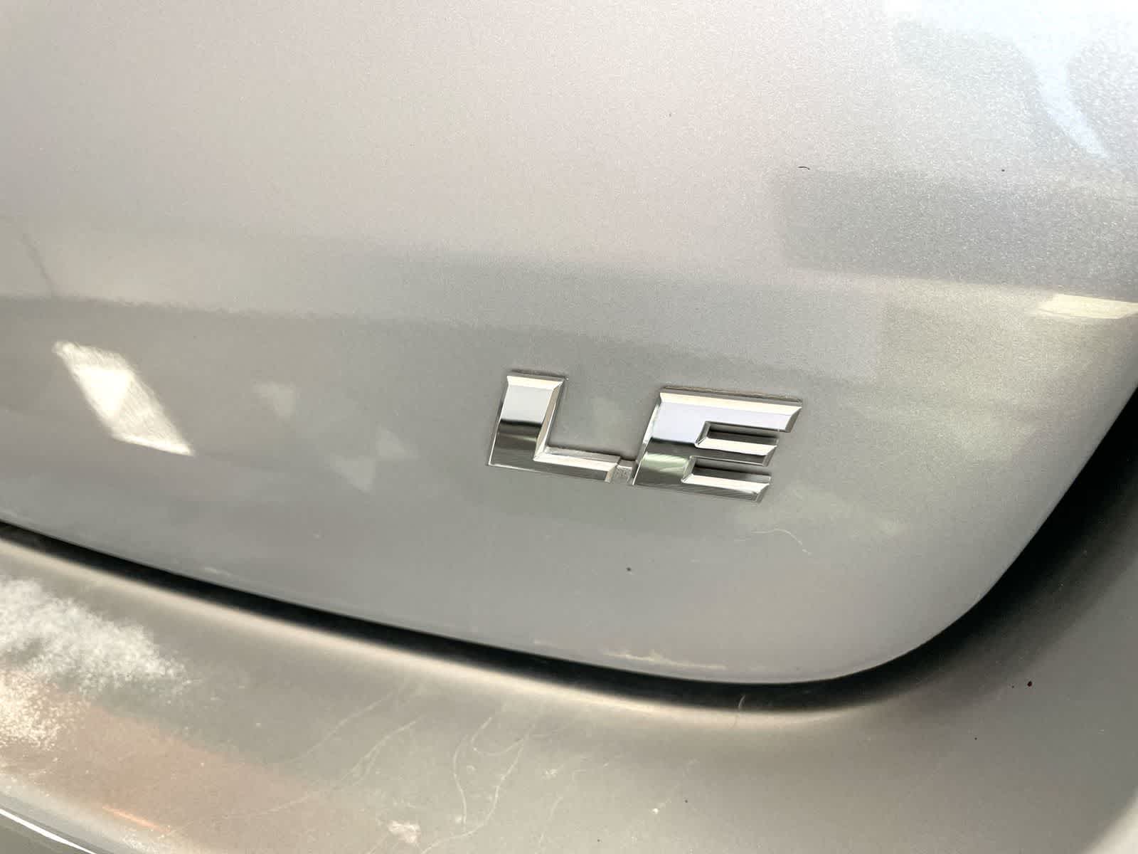 Thumbnail: 2016 Toyota Highlander - 6