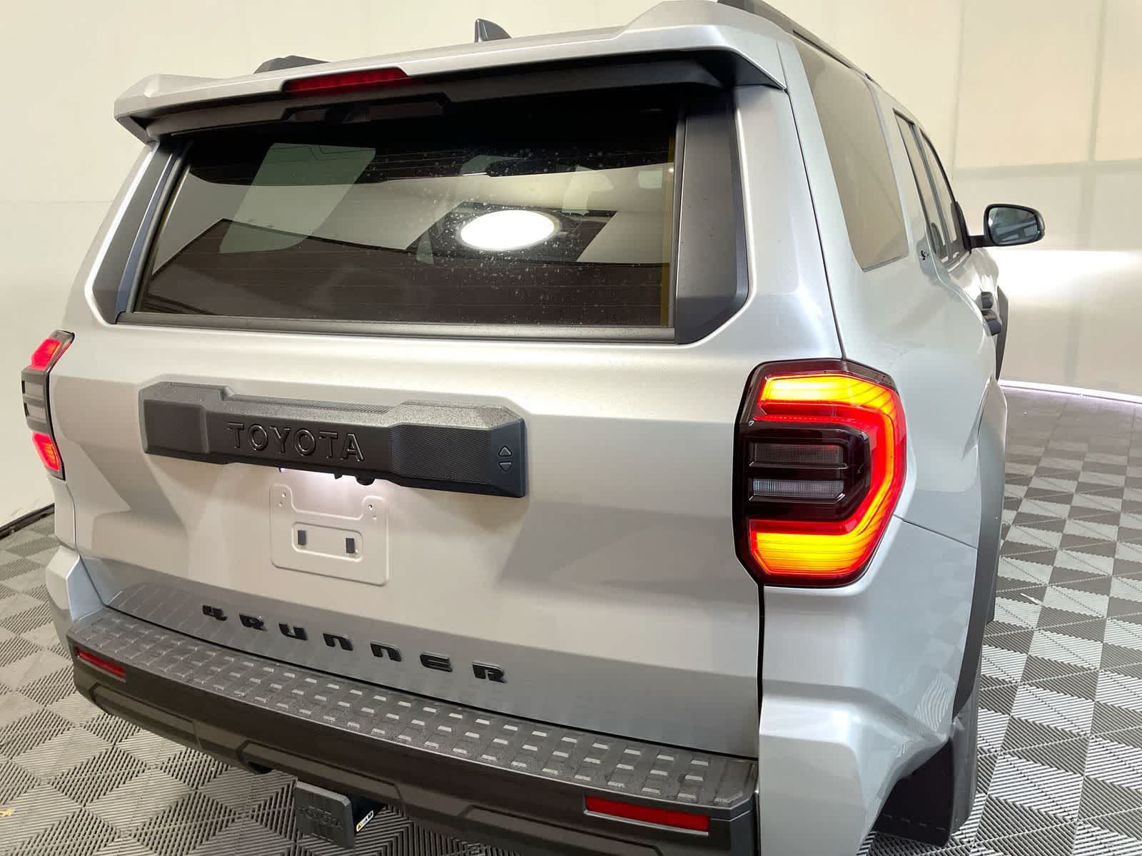 Thumbnail: 2026 Toyota 4Runner - 6