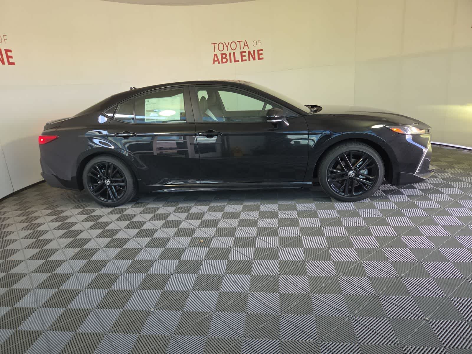 Thumbnail: 2026 Toyota Camry - 7