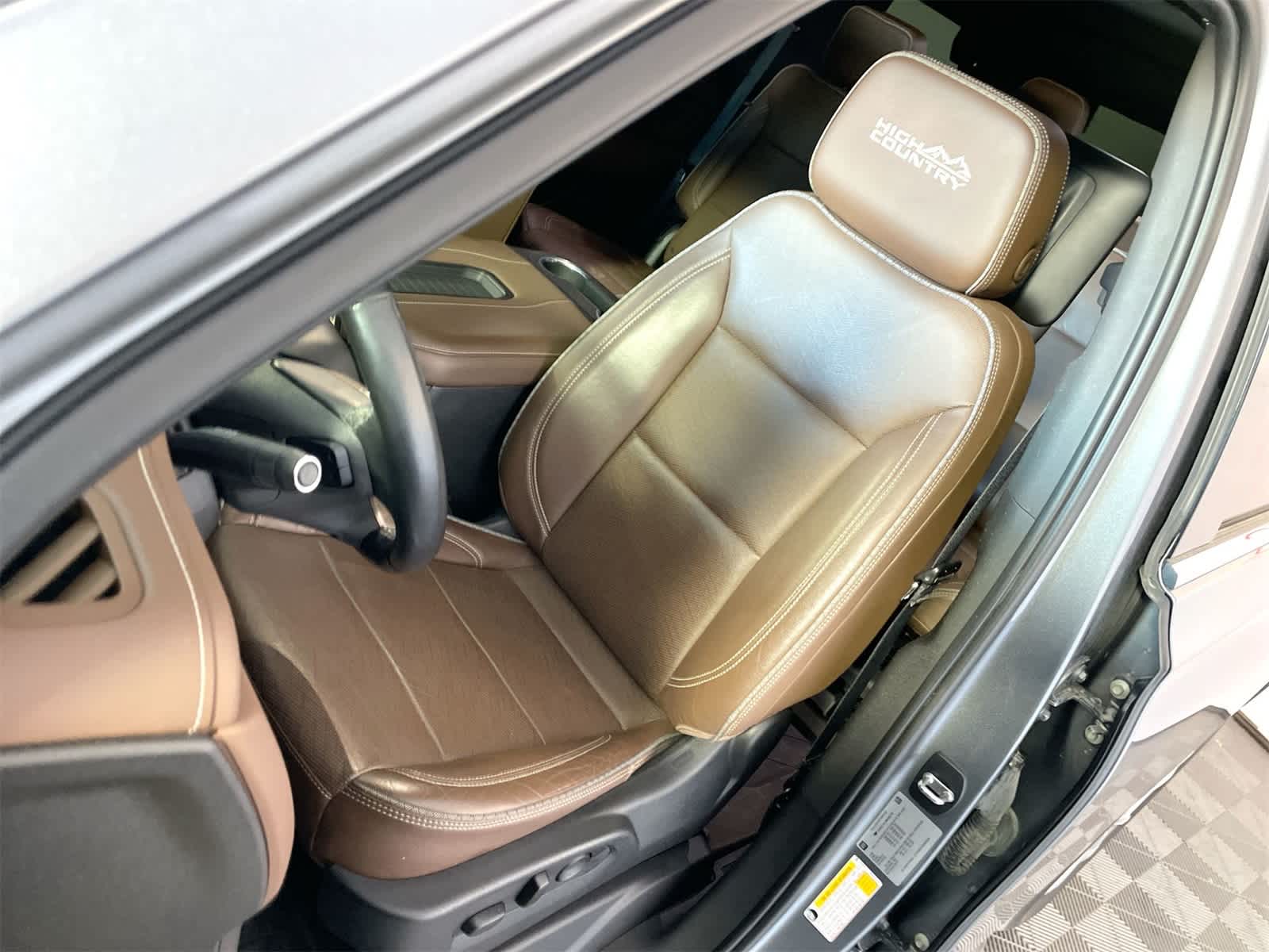 Thumbnail: 2021 Chevrolet Tahoe - 9