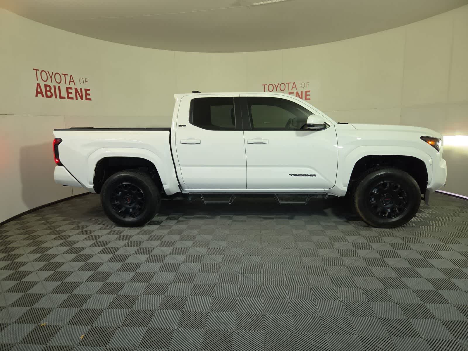 Thumbnail: 2025 Toyota Tacoma - 8