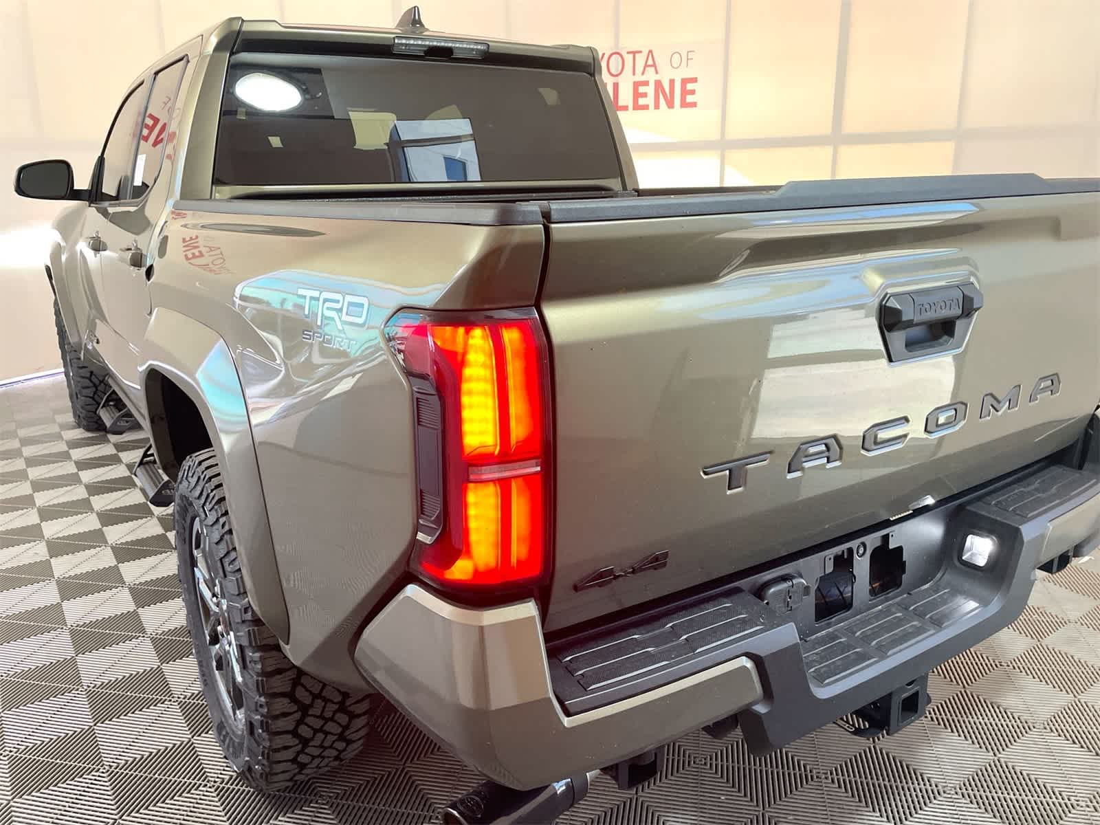 2025 Toyota Tacoma TRD Sport 3