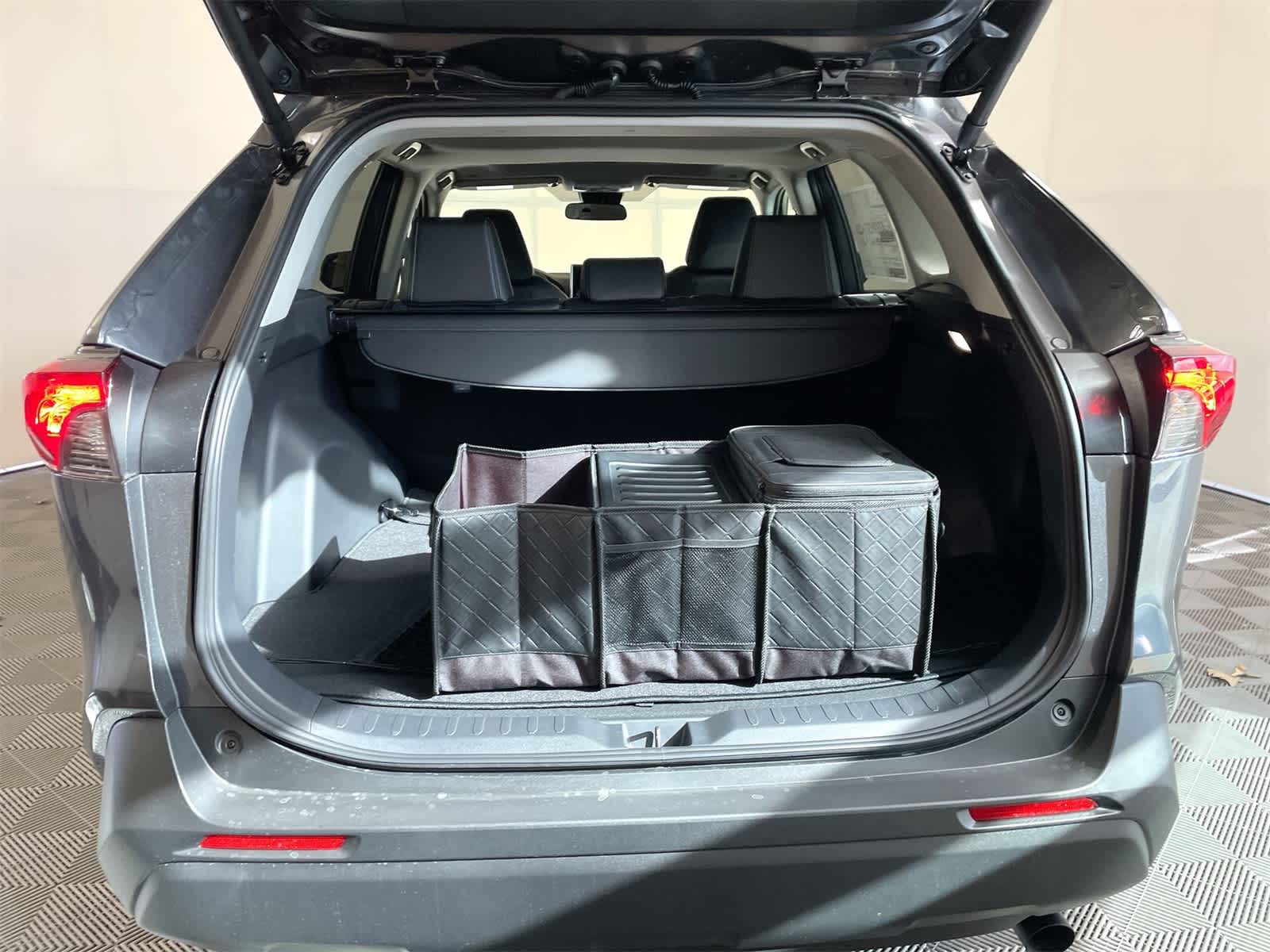 Thumbnail: 2025 Toyota RAV4 - 4