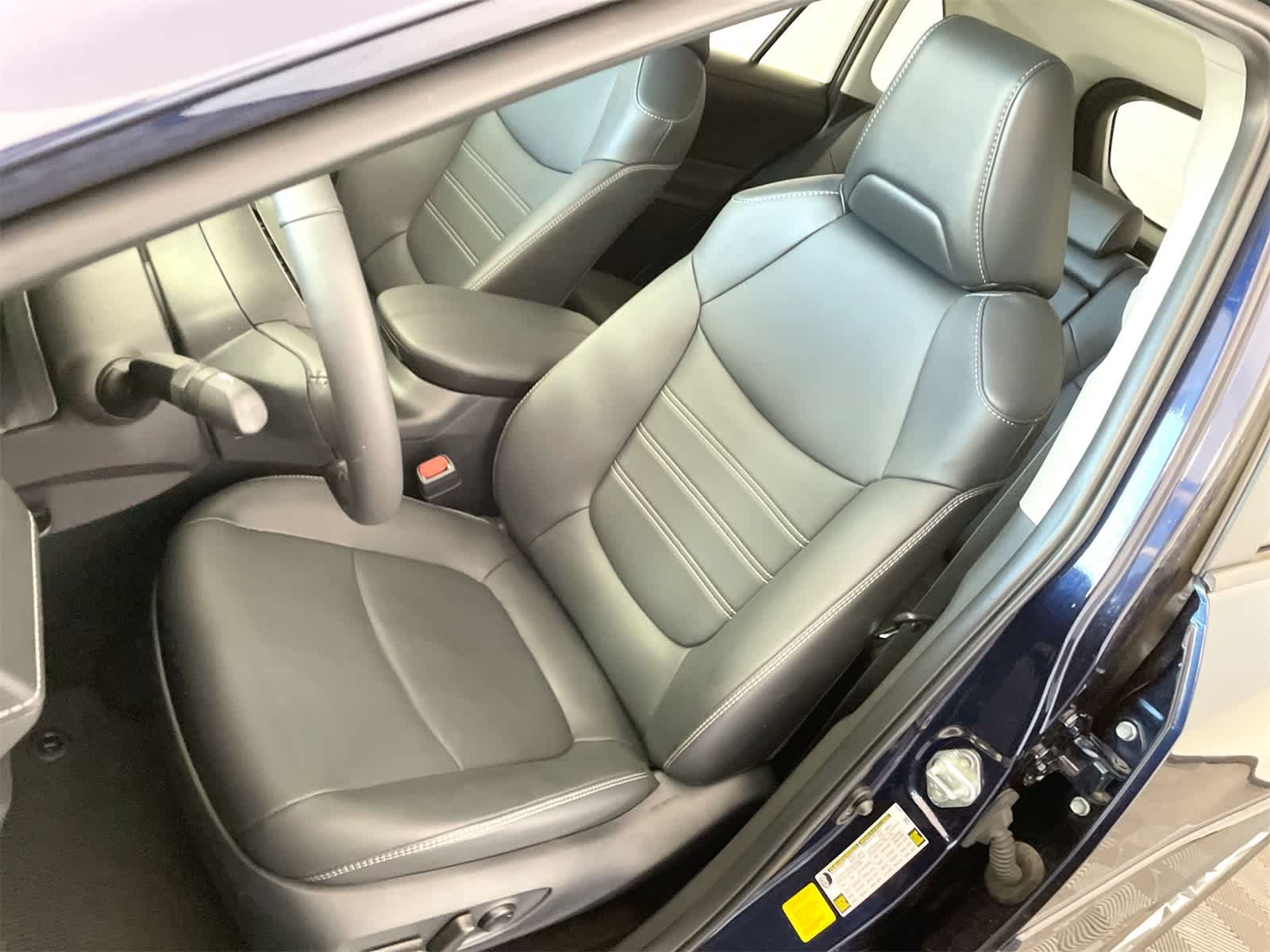 Thumbnail: 2024 Toyota RAV4 - 10