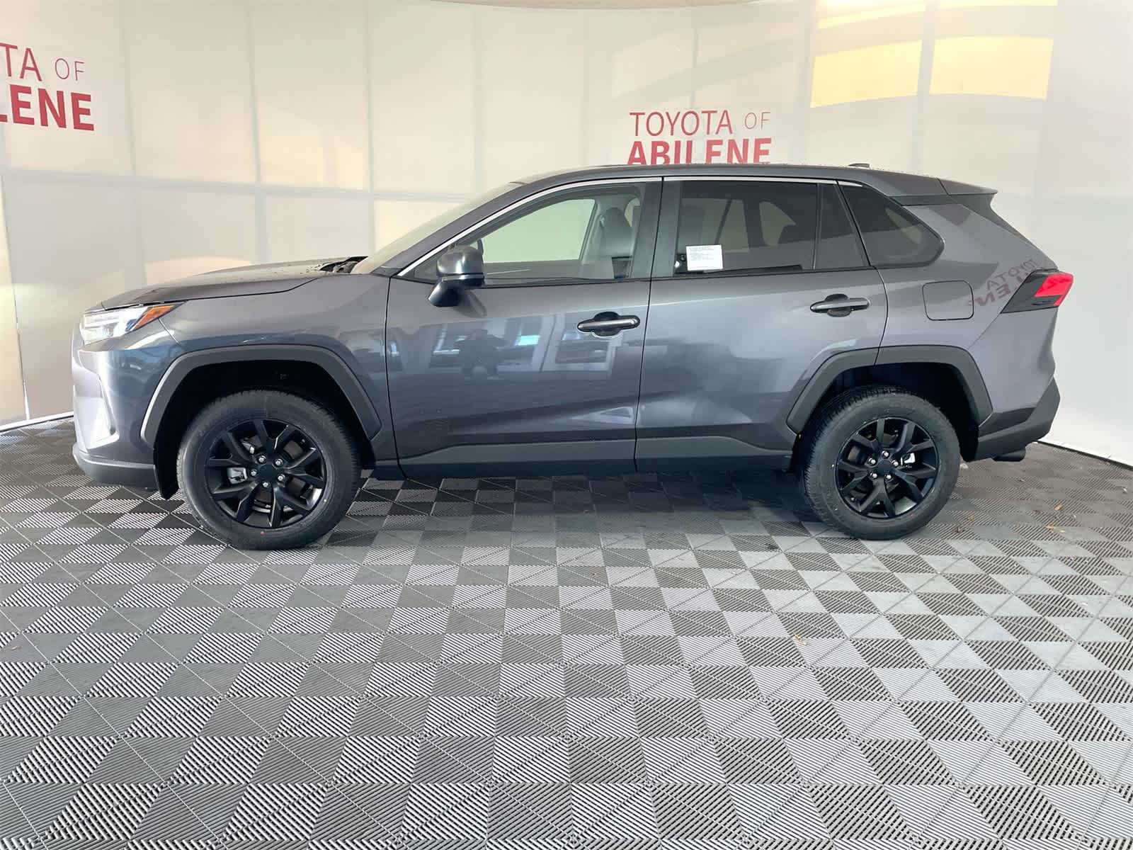 Thumbnail: 2025 Toyota RAV4 - 2