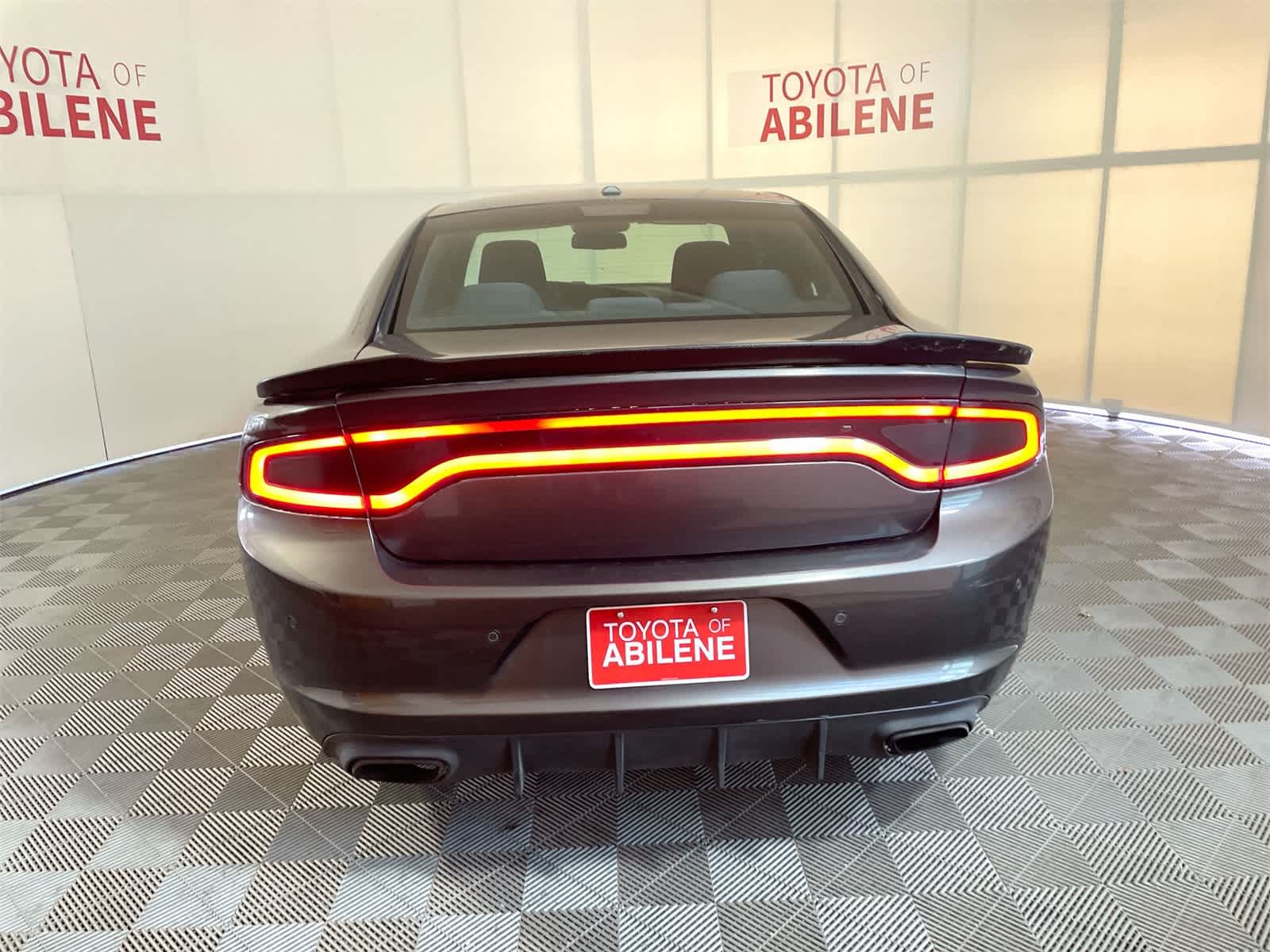 Thumbnail: 2016 Dodge Charger - 4