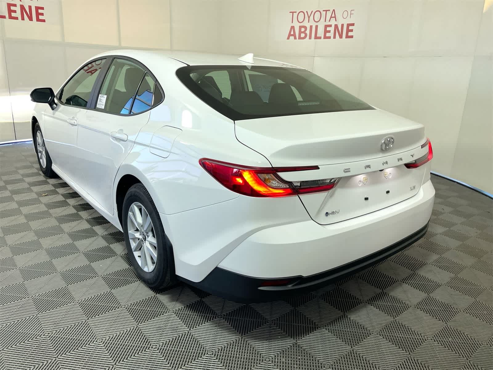 Thumbnail: 2026 Toyota Camry - 3