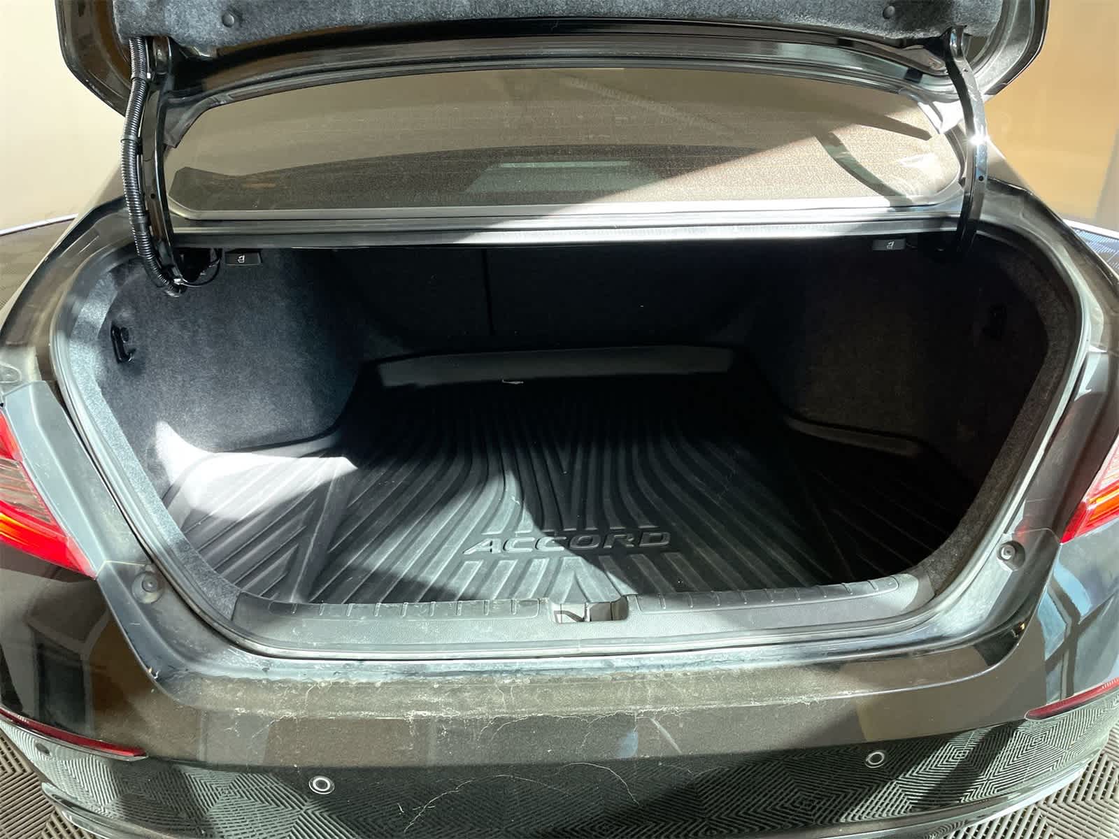 Thumbnail: 2021 Honda Accord - 4