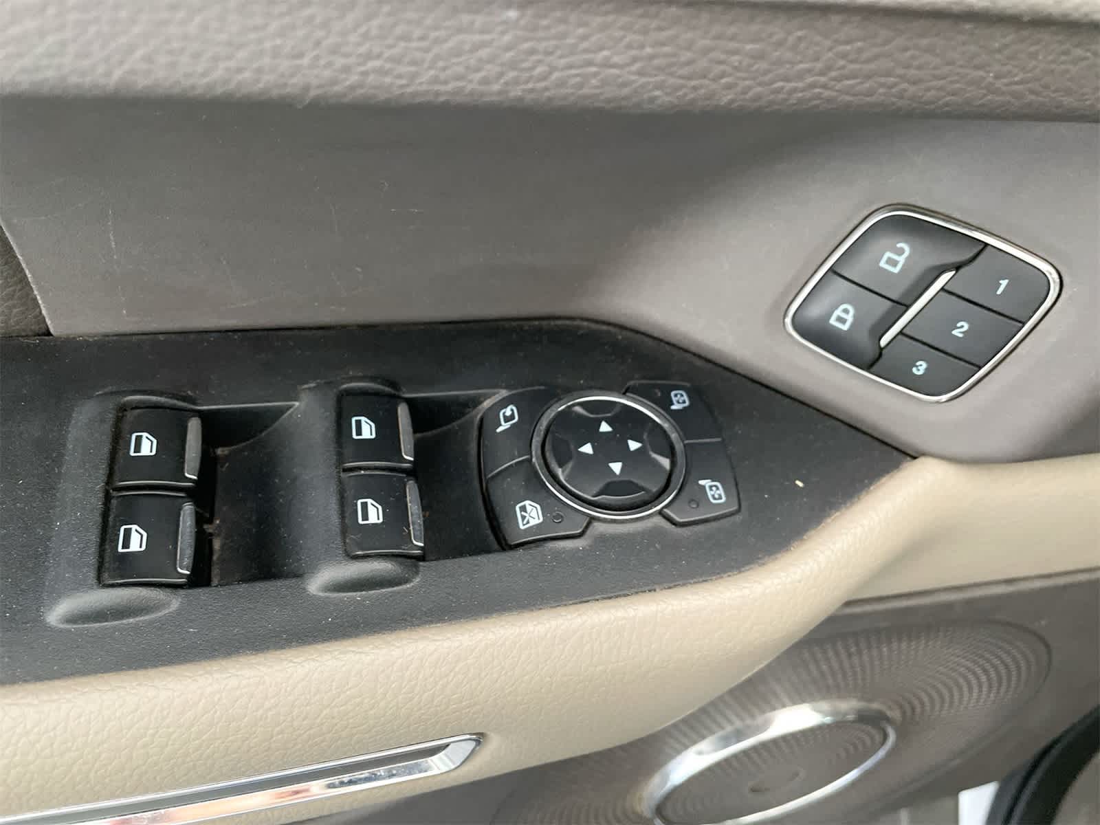 Thumbnail: 2019 Ford Expedition - 11