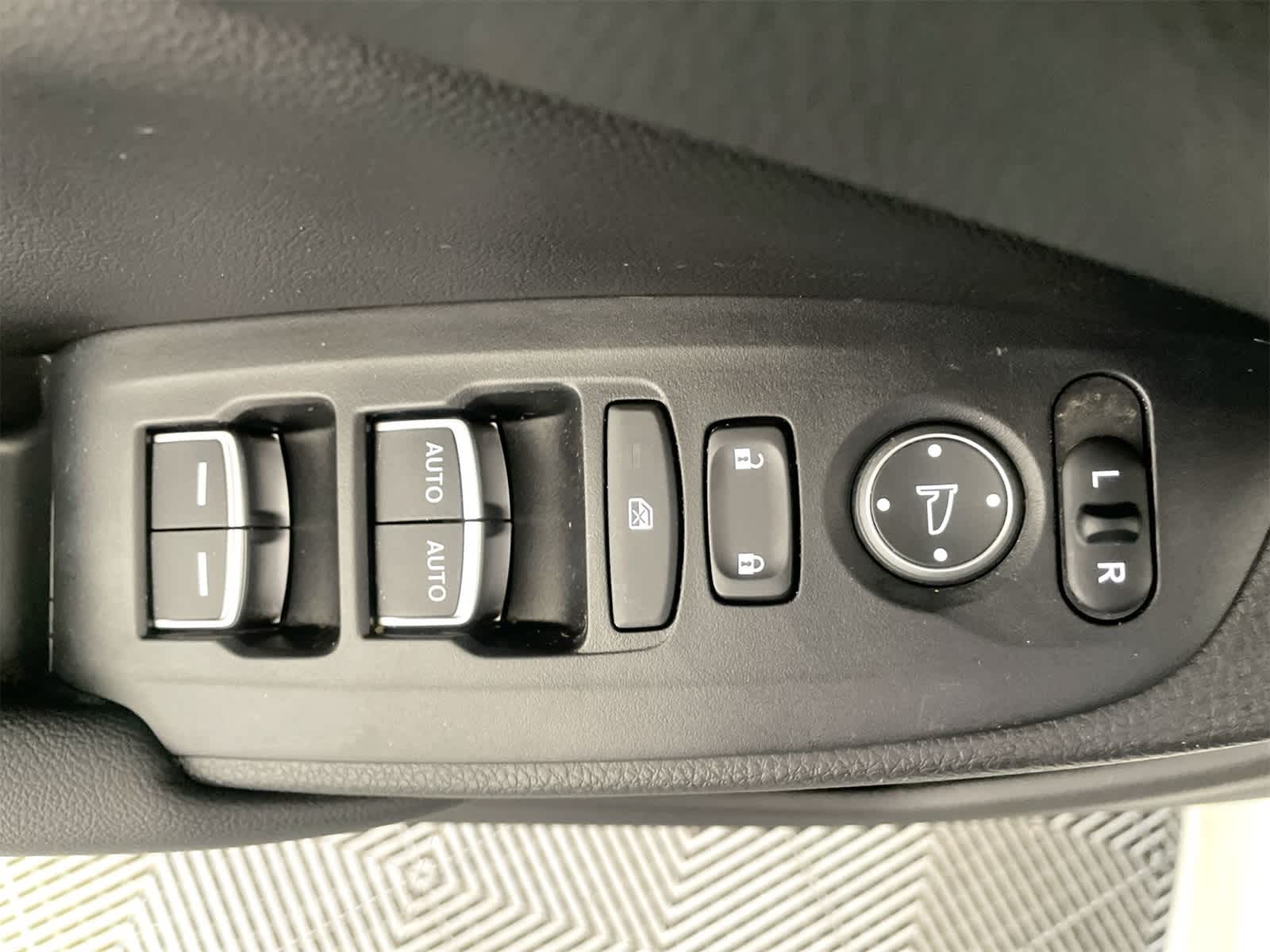 Thumbnail: 2022 Honda Accord - 12