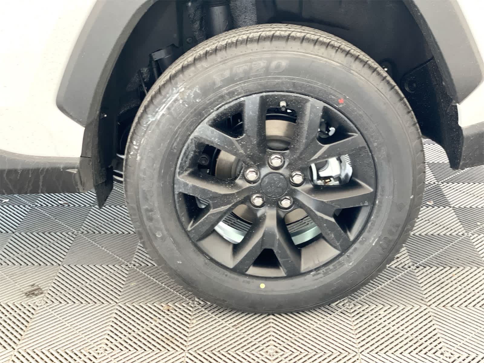 Thumbnail: 2025 Toyota RAV4 - 24