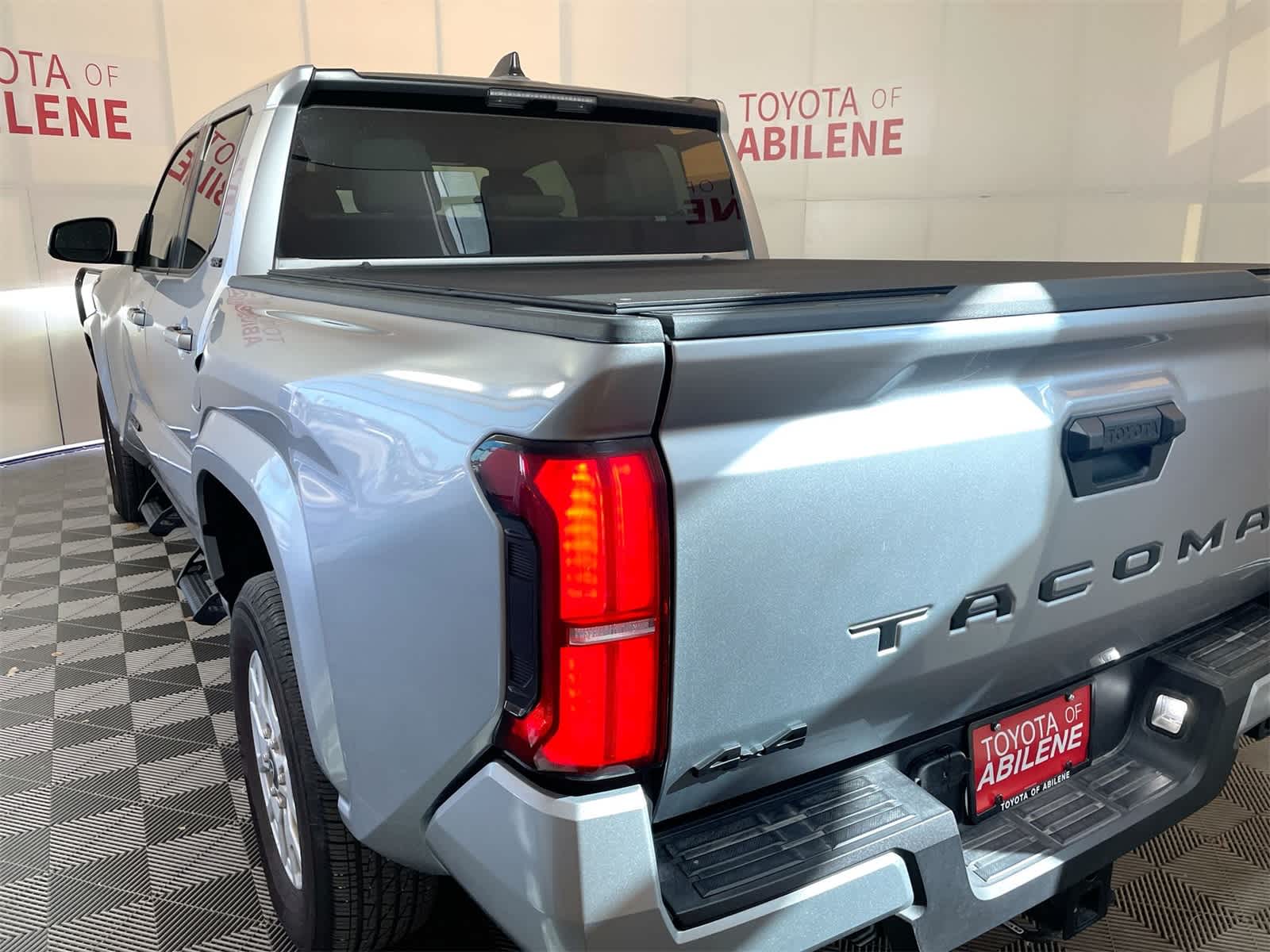 Thumbnail: 2025 Toyota Tacoma - 3