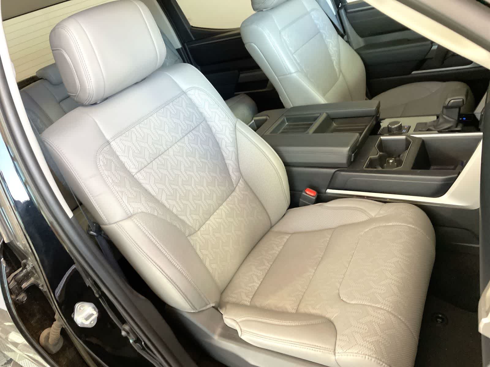 Thumbnail: 2023 Toyota Tundra - 13