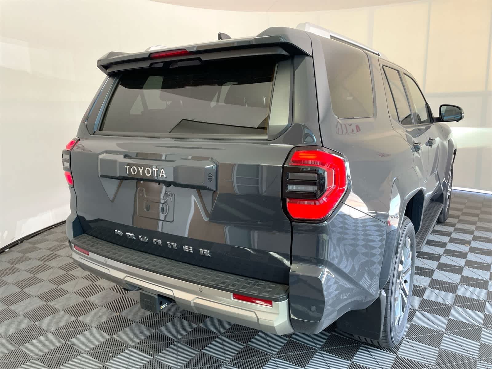 Thumbnail: 2025 Toyota 4Runner - 7