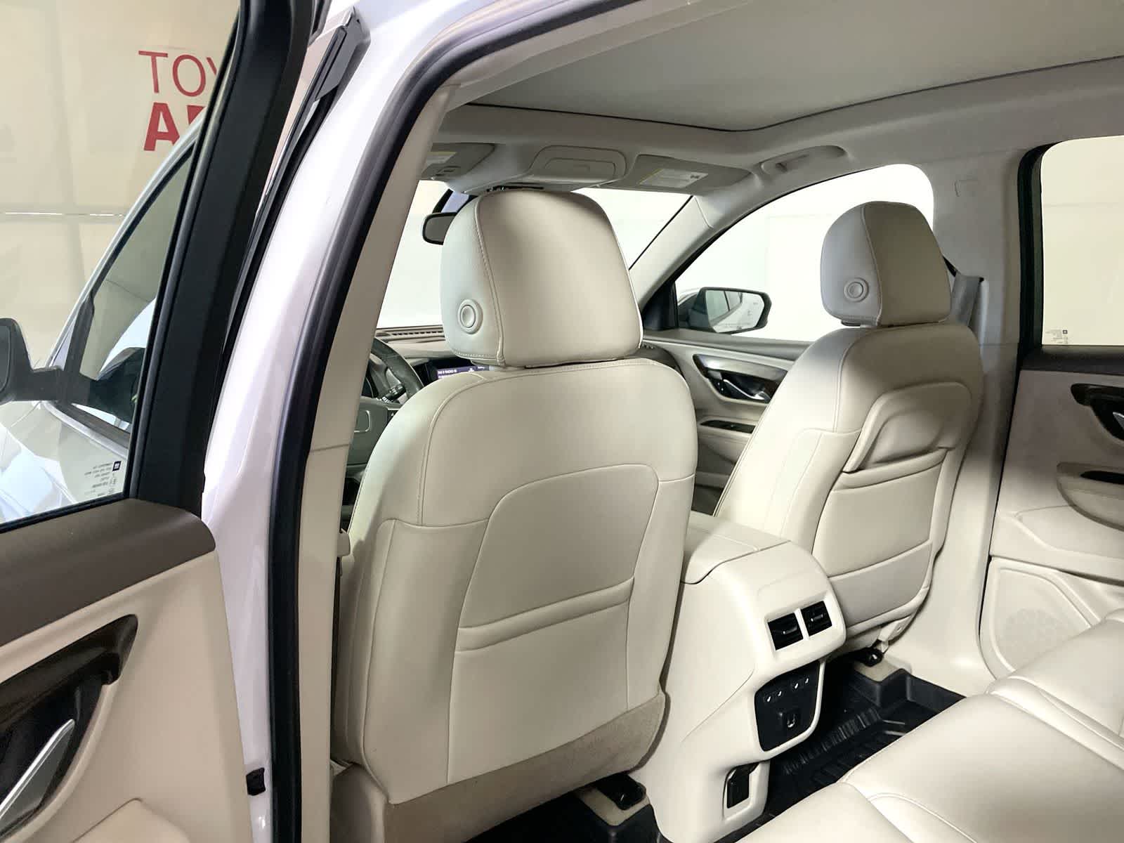 Thumbnail: 2020 GMC Terrain - 12