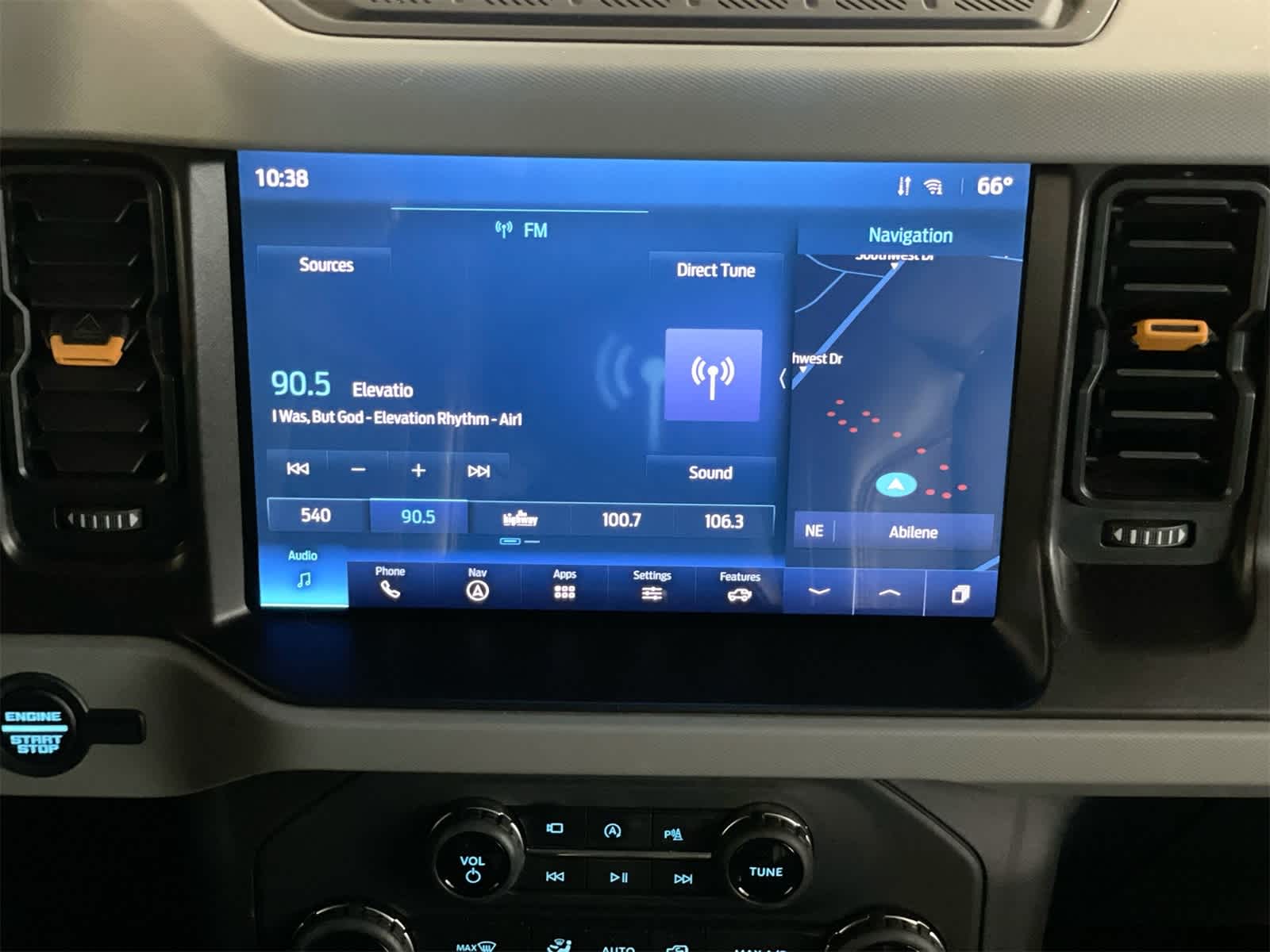 Thumbnail: 2022 Ford Bronco - 18