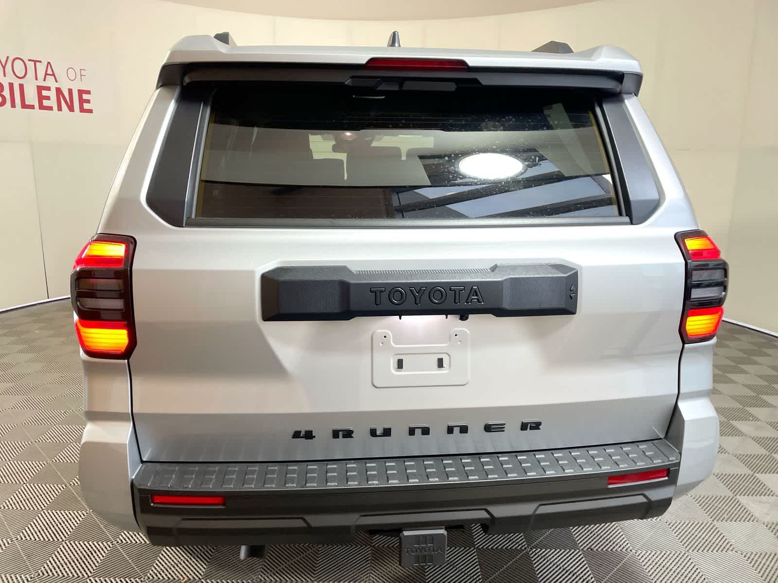 Thumbnail: 2026 Toyota 4Runner - 3