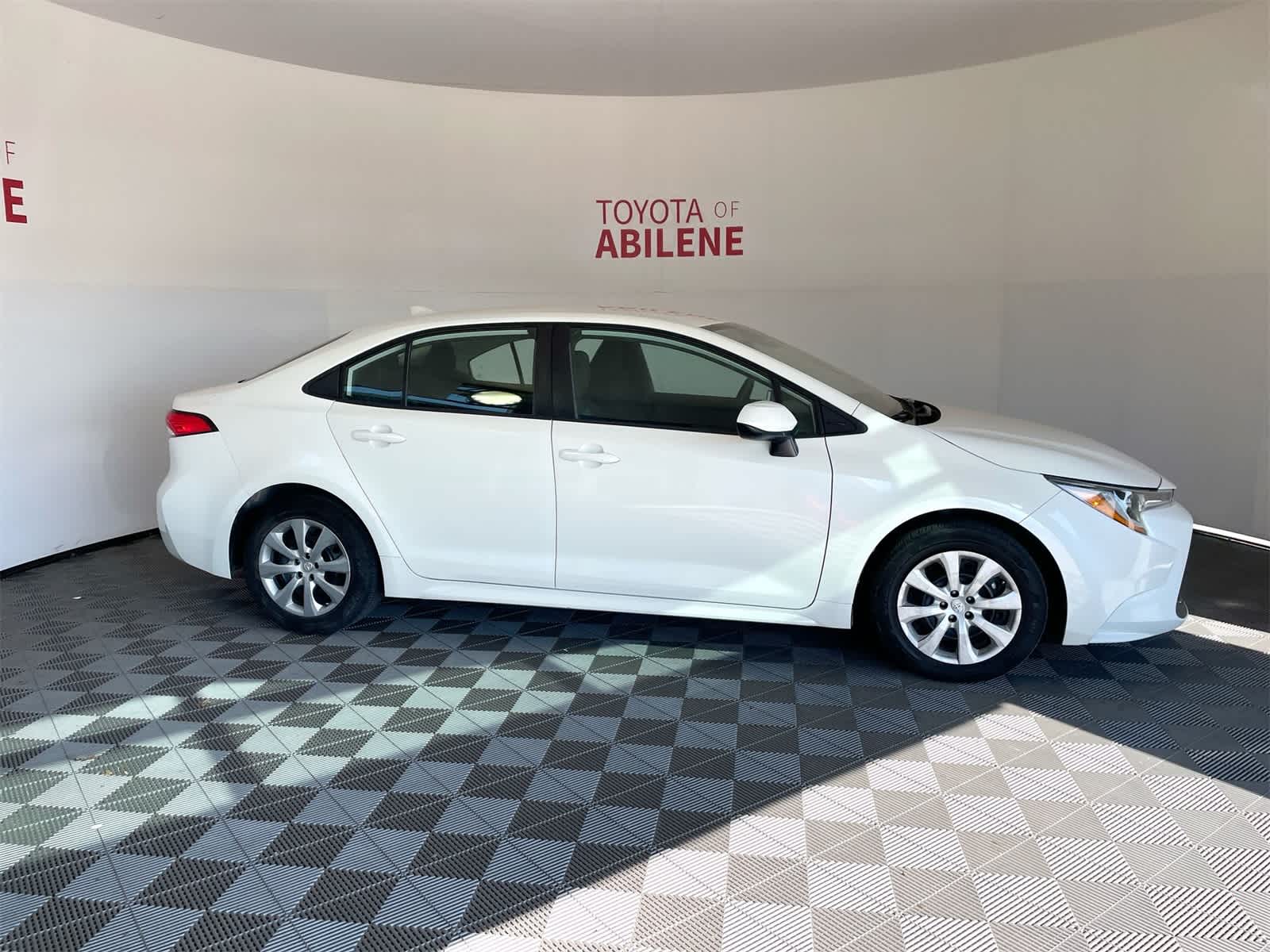 Thumbnail: 2020 Toyota Corolla - 8