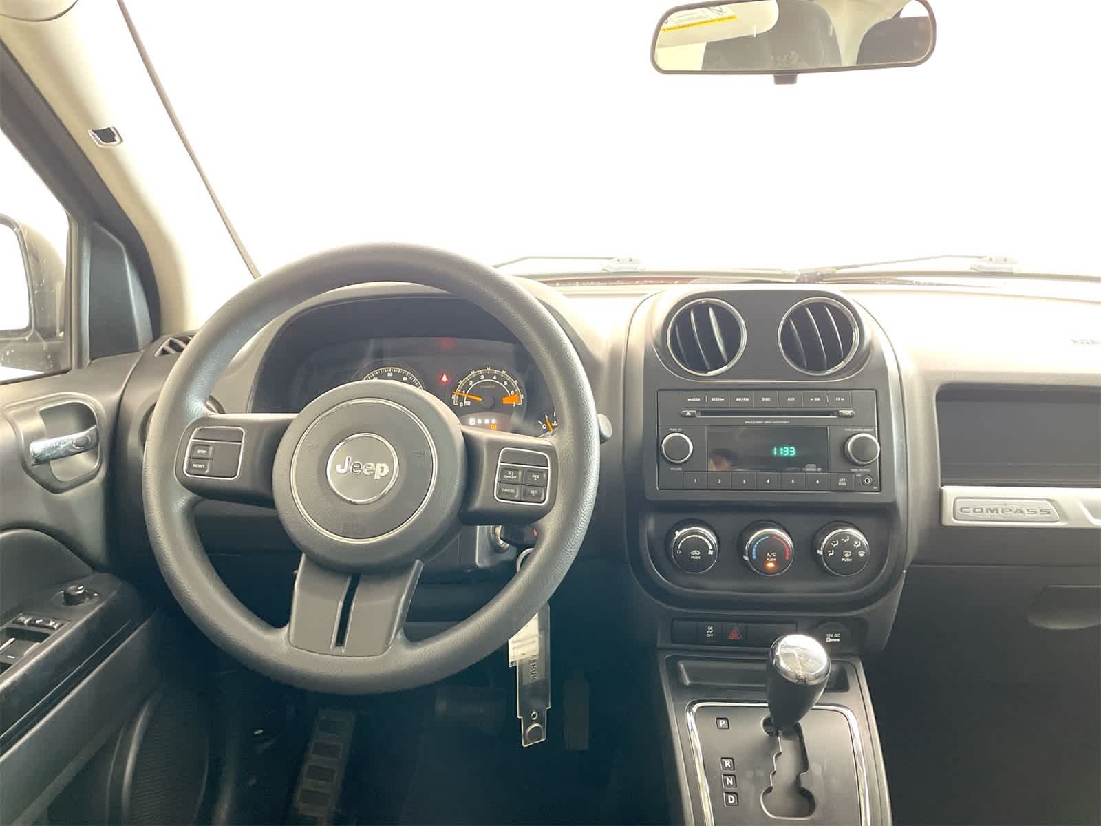2015 Jeep Compass Sport 13