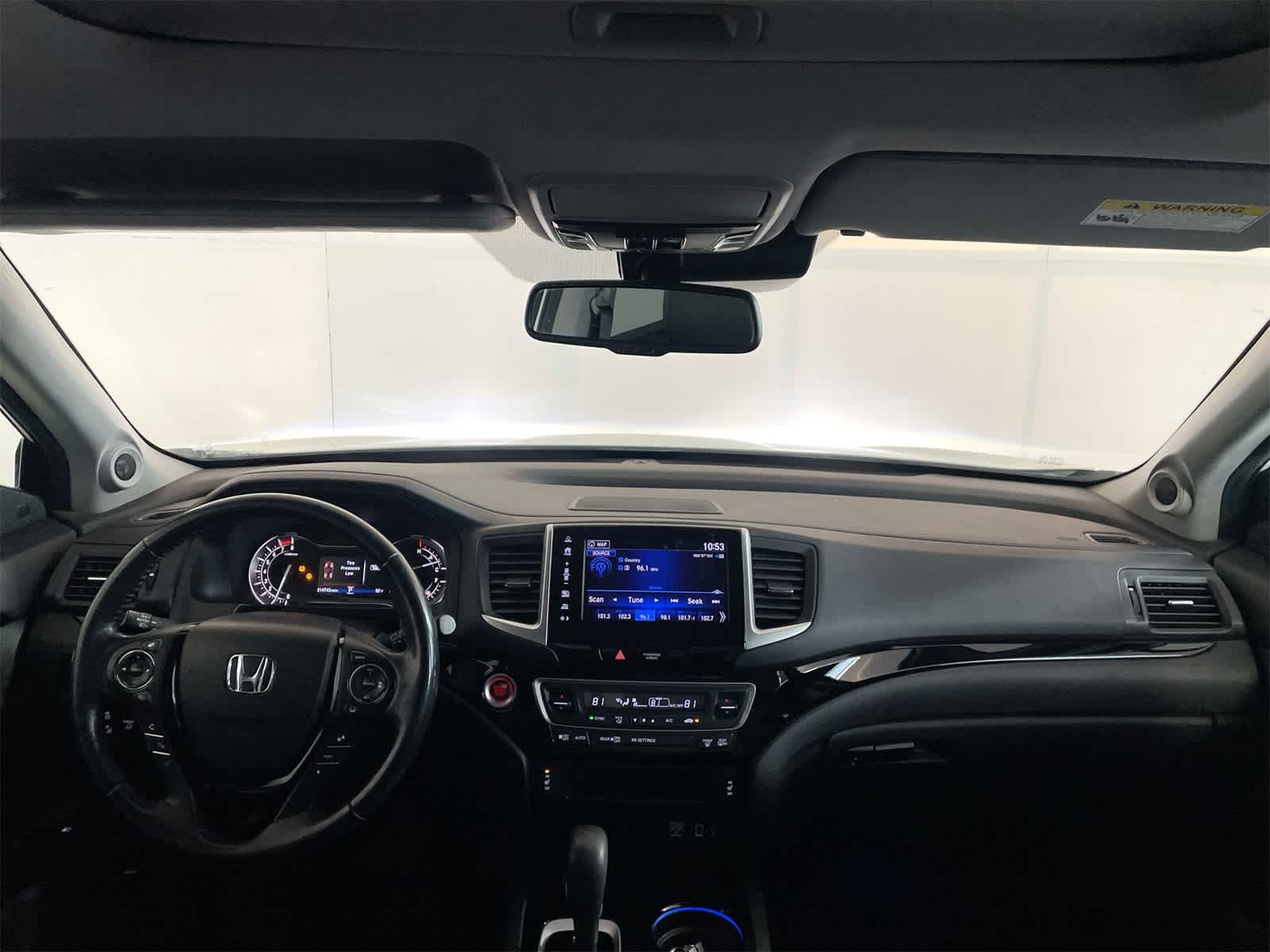 Thumbnail: 2019 Honda Ridgeline - 15