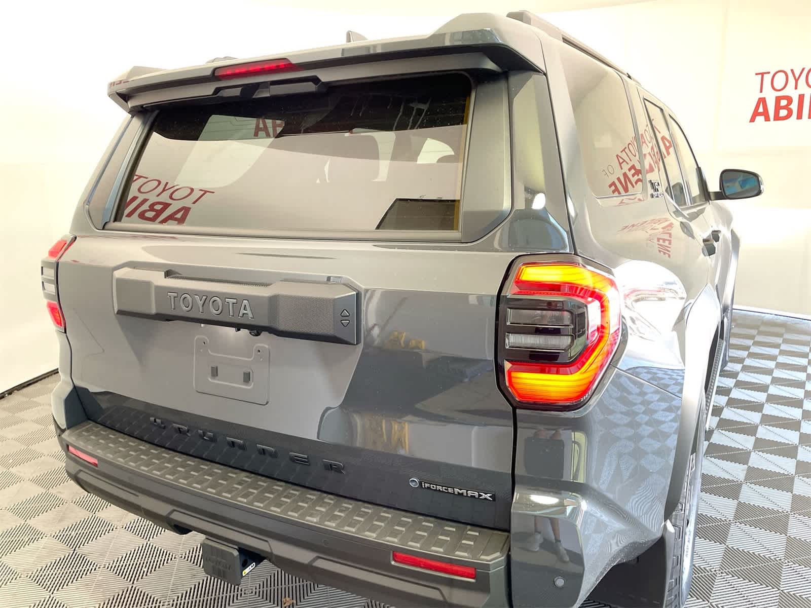 Thumbnail: 2025 Toyota 4Runner - 7