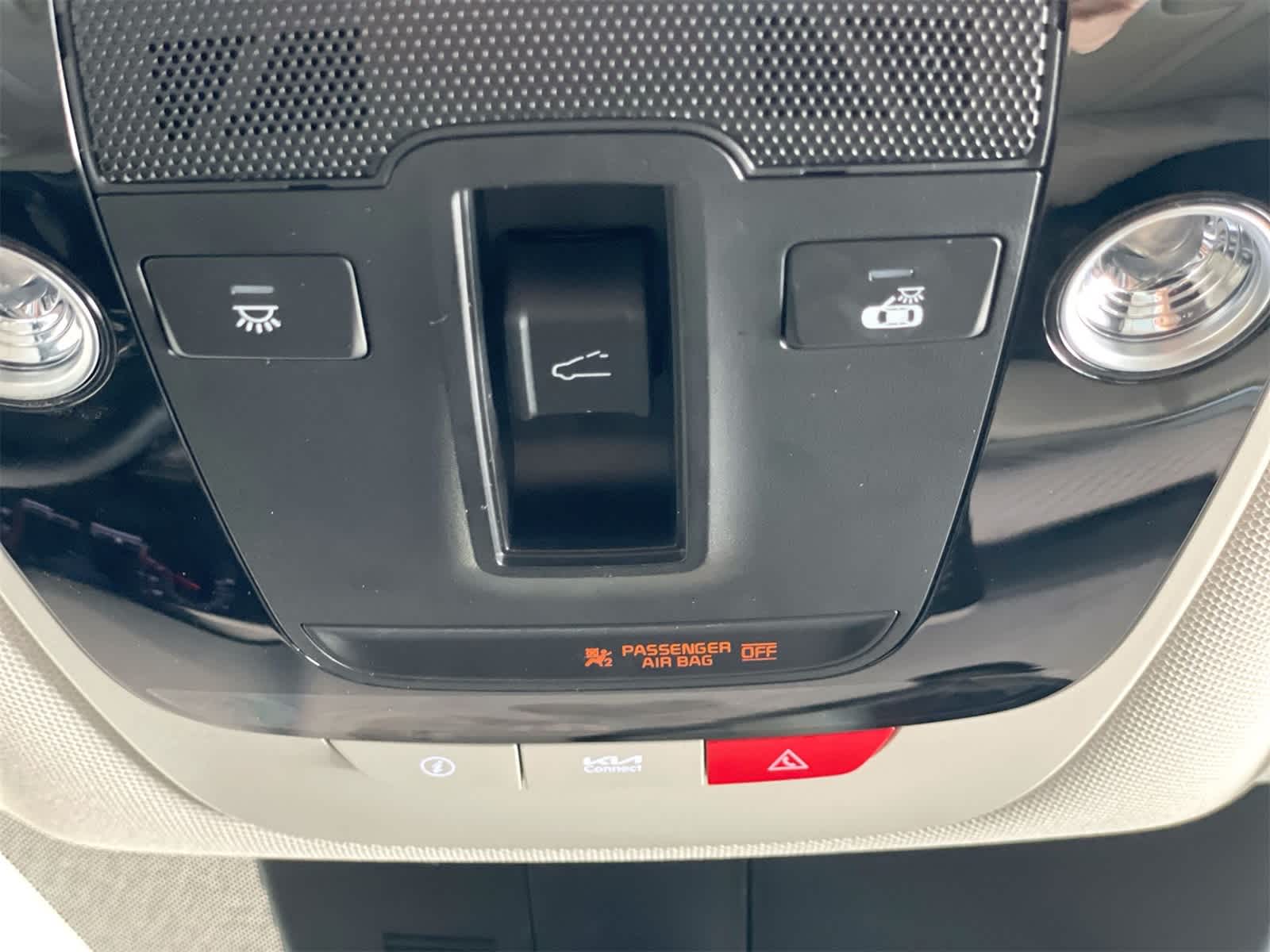 Thumbnail: 2023 Kia Sorento - 26