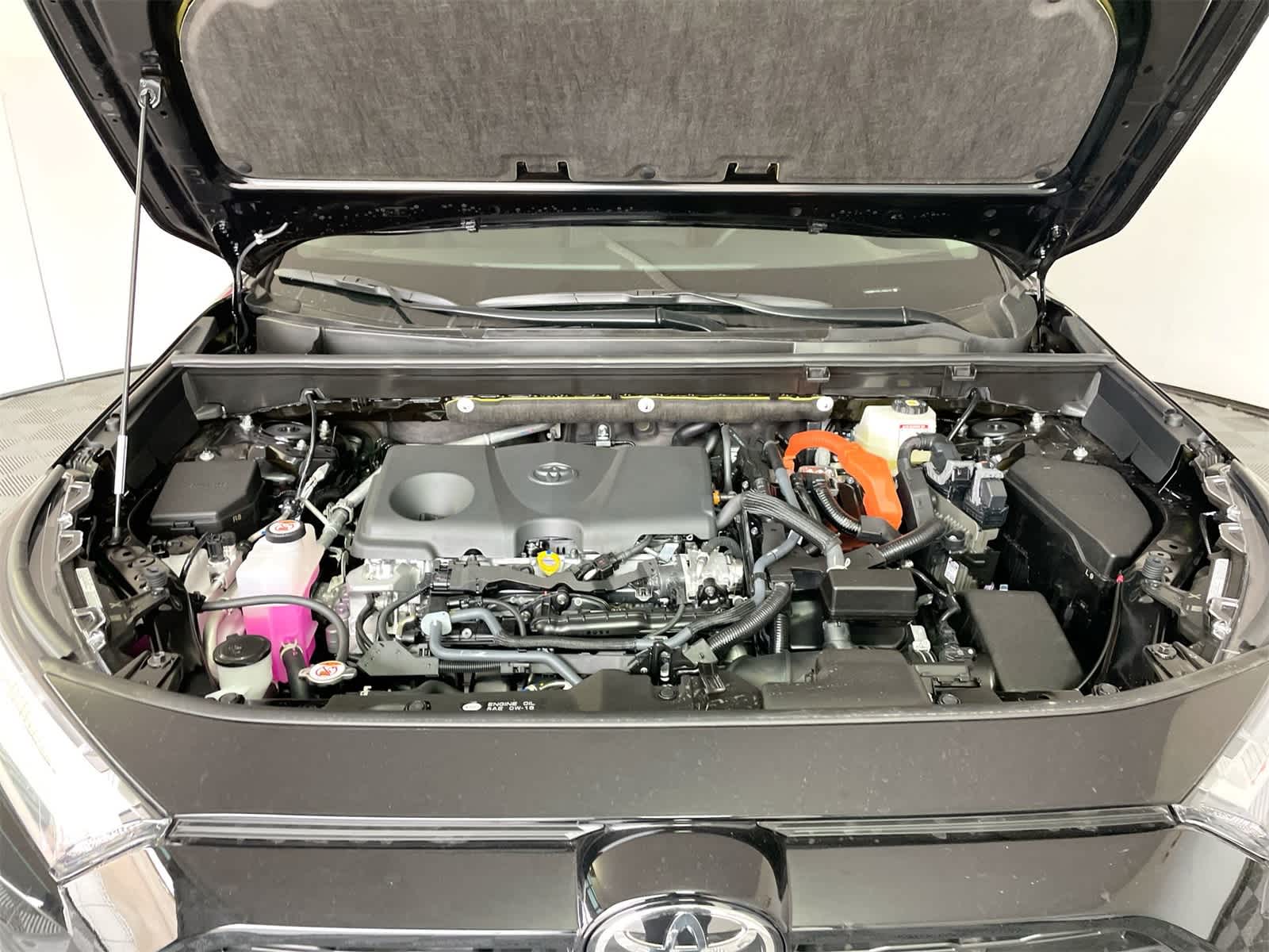 Thumbnail: 2025 Toyota RAV4 - 27