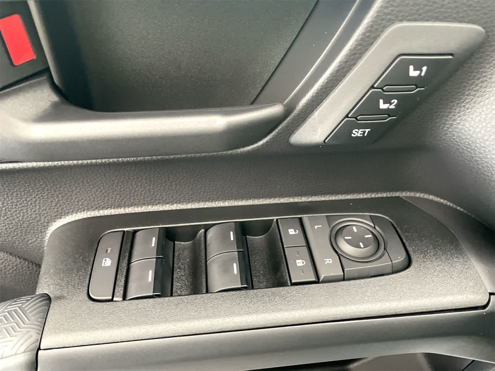 Thumbnail: 2025 Toyota 4Runner - 12