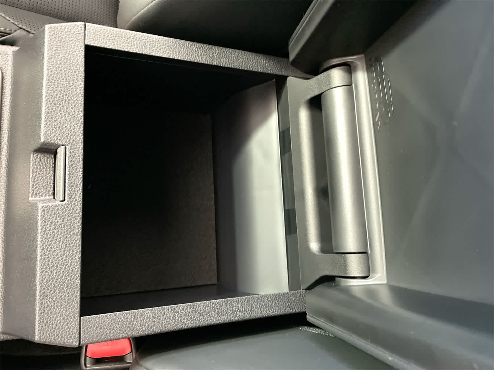 Thumbnail: 2025 Toyota 4Runner - 24