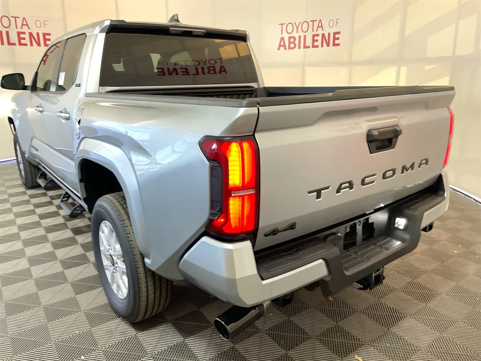 Thumbnail: 2025 Toyota Tacoma - 3