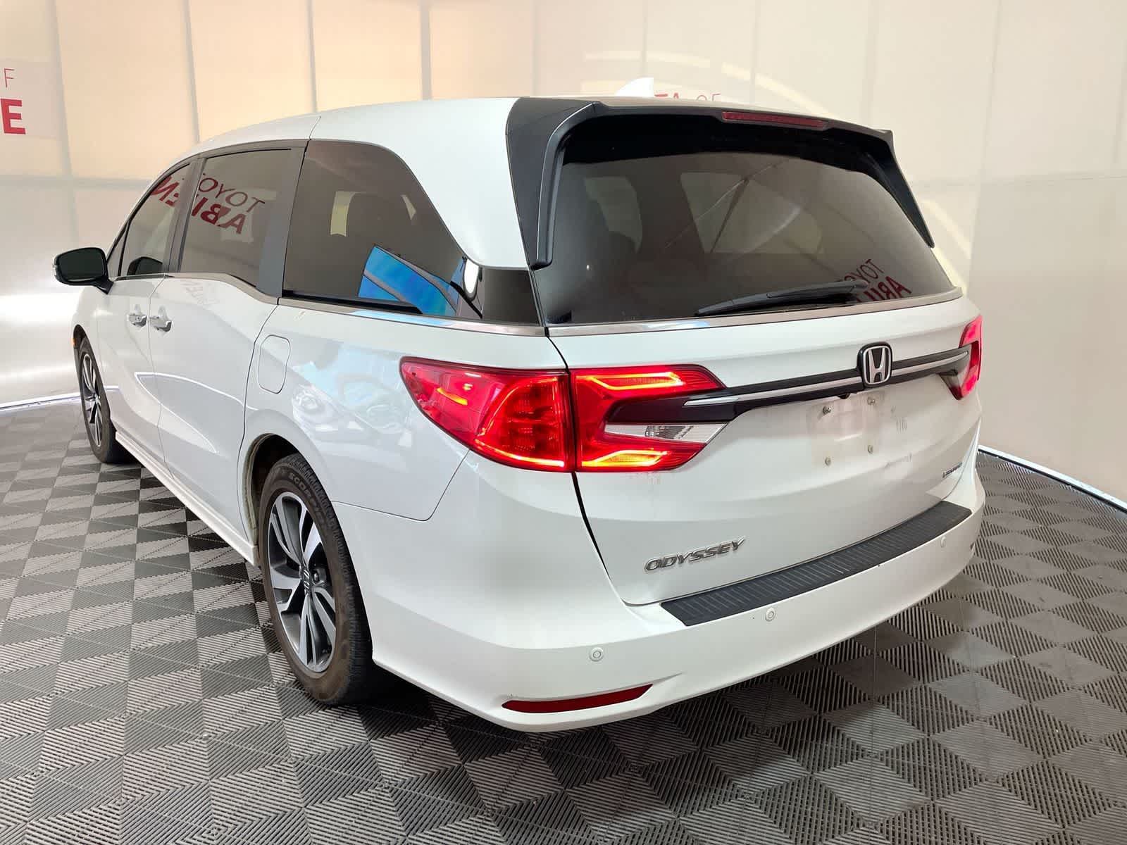 Thumbnail: 2022 Honda Odyssey - 3