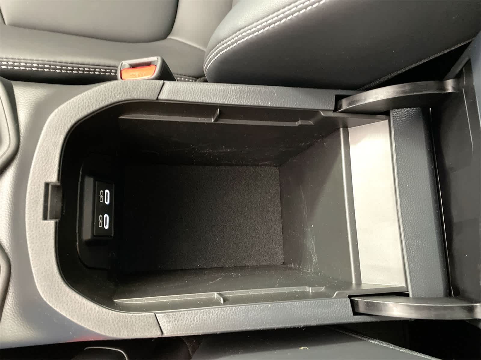 Thumbnail: 2024 Toyota RAV4 - 24