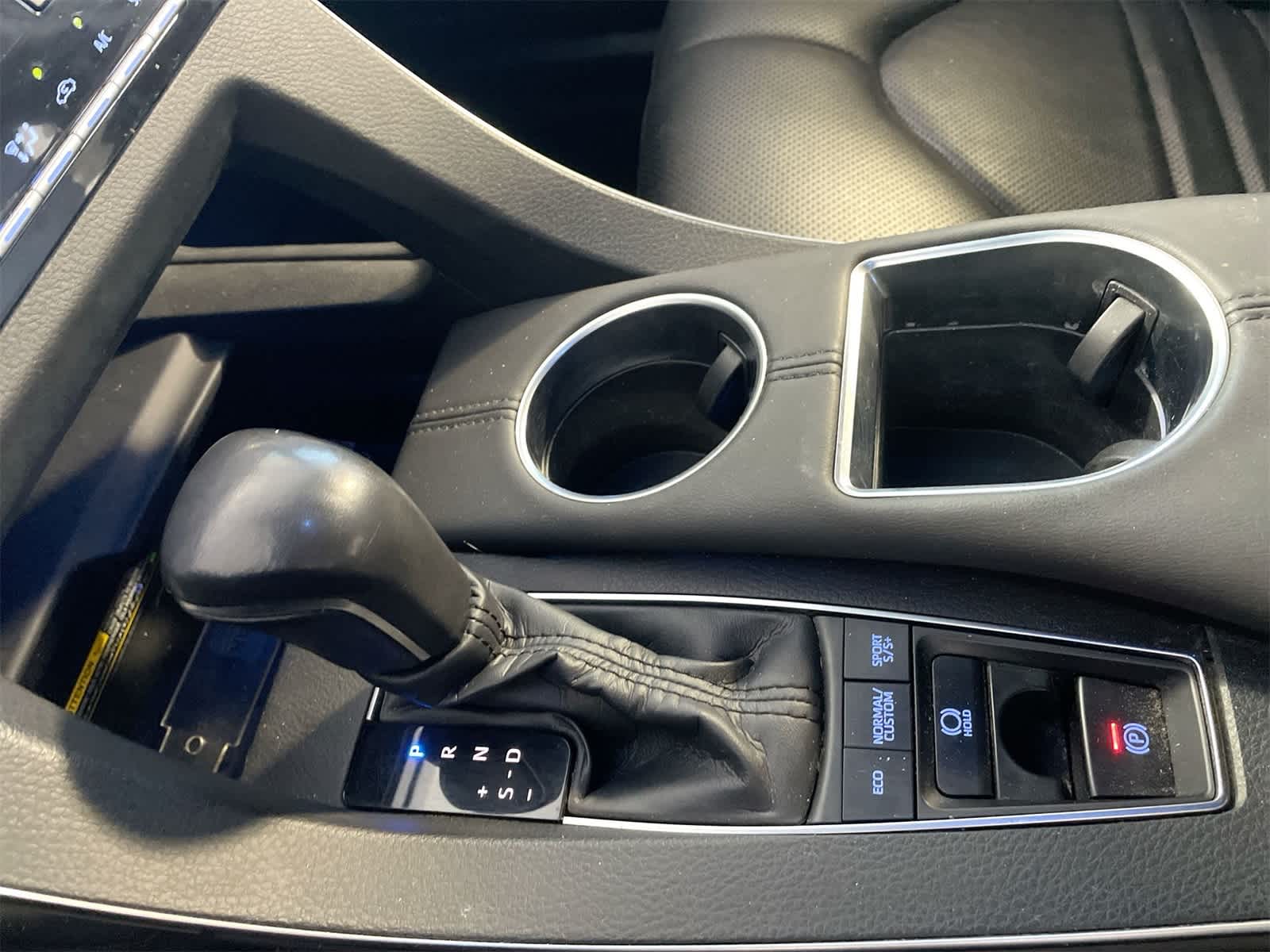 Thumbnail: 2020 Toyota Avalon - 23