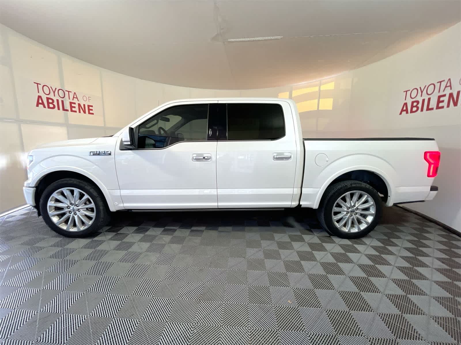 Thumbnail: 2019 Ford F-150 - 2