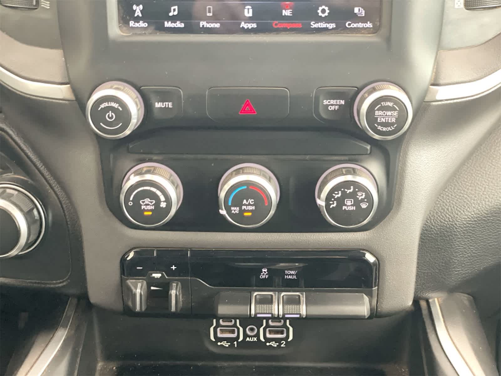 Thumbnail: 2021 RAM 1500 - 21