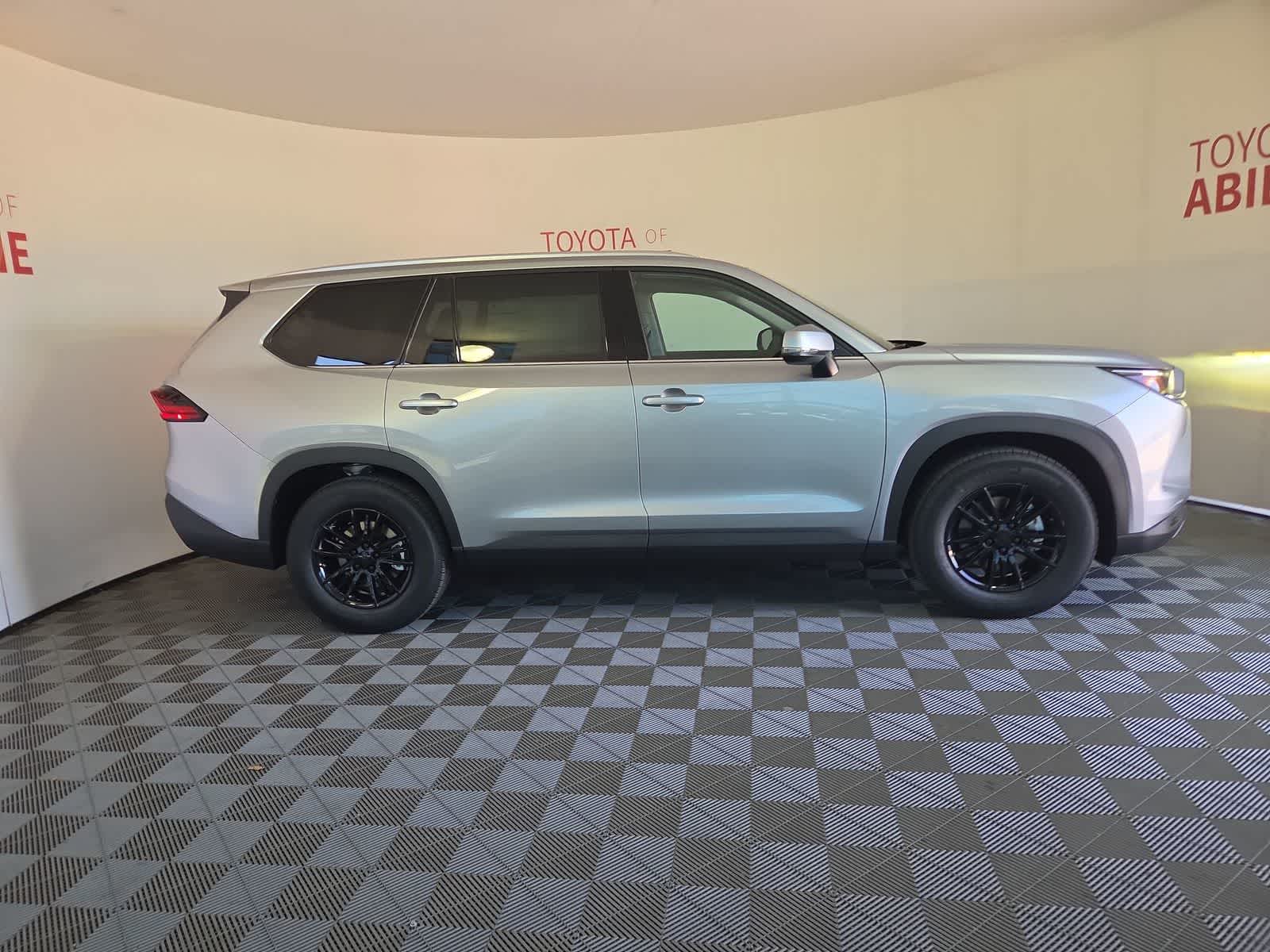 Thumbnail: 2026 Toyota Grand Highlander - 8