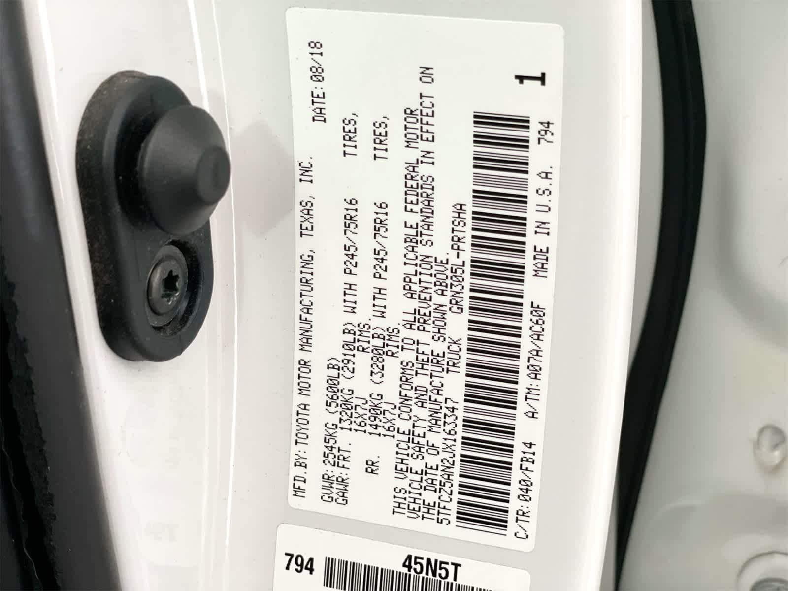 Thumbnail: 2018 Toyota Tacoma - 26