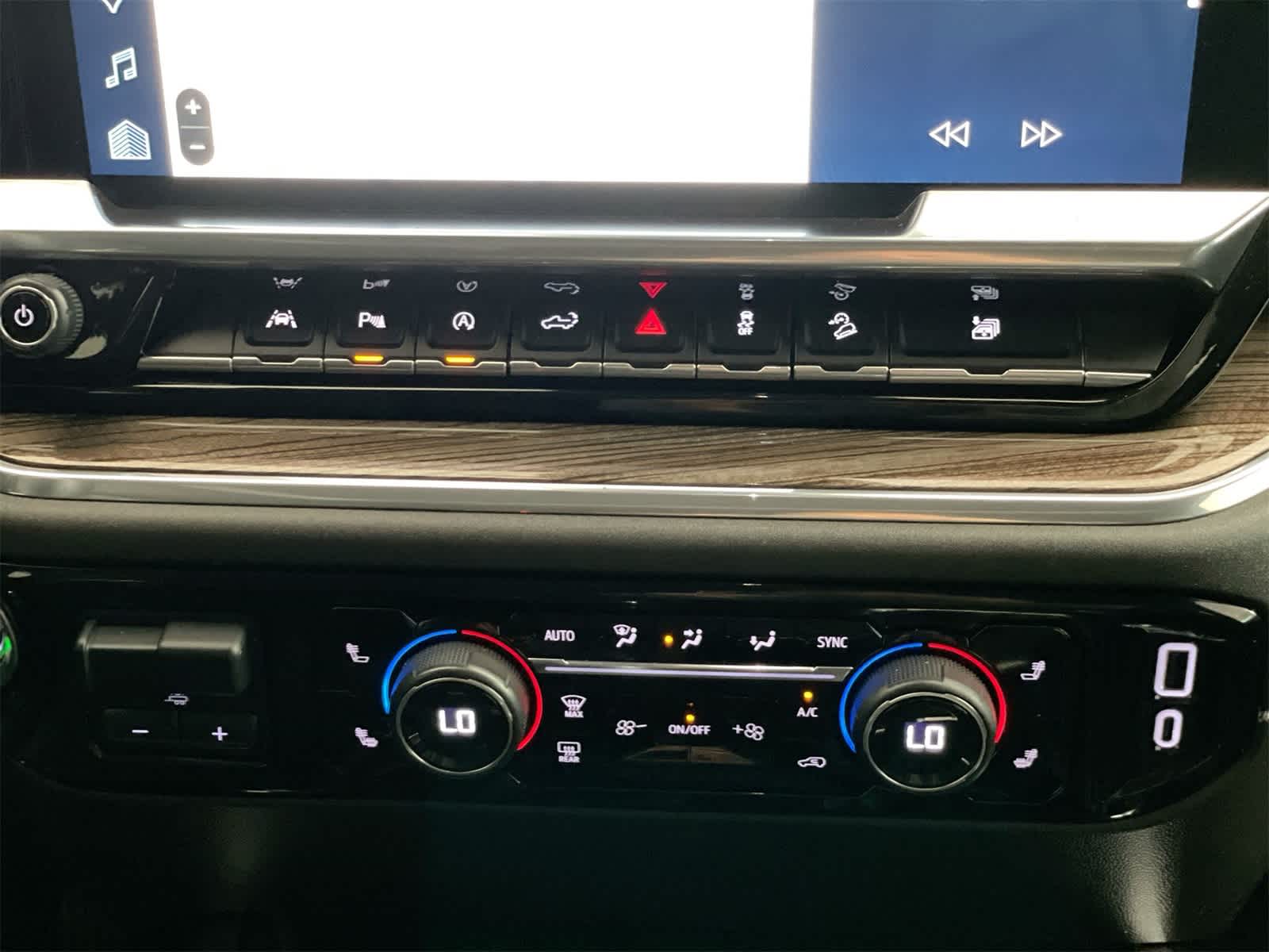 Thumbnail: 2020 Volkswagen Passat - 23