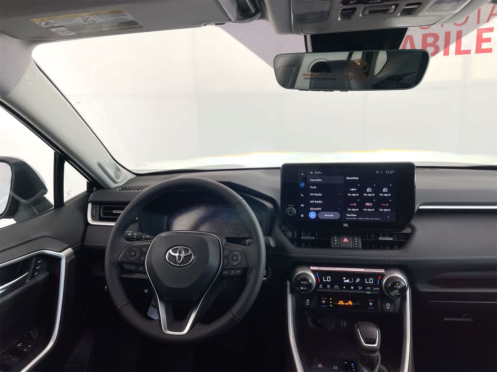 Thumbnail: 2025 Toyota RAV4 - 16