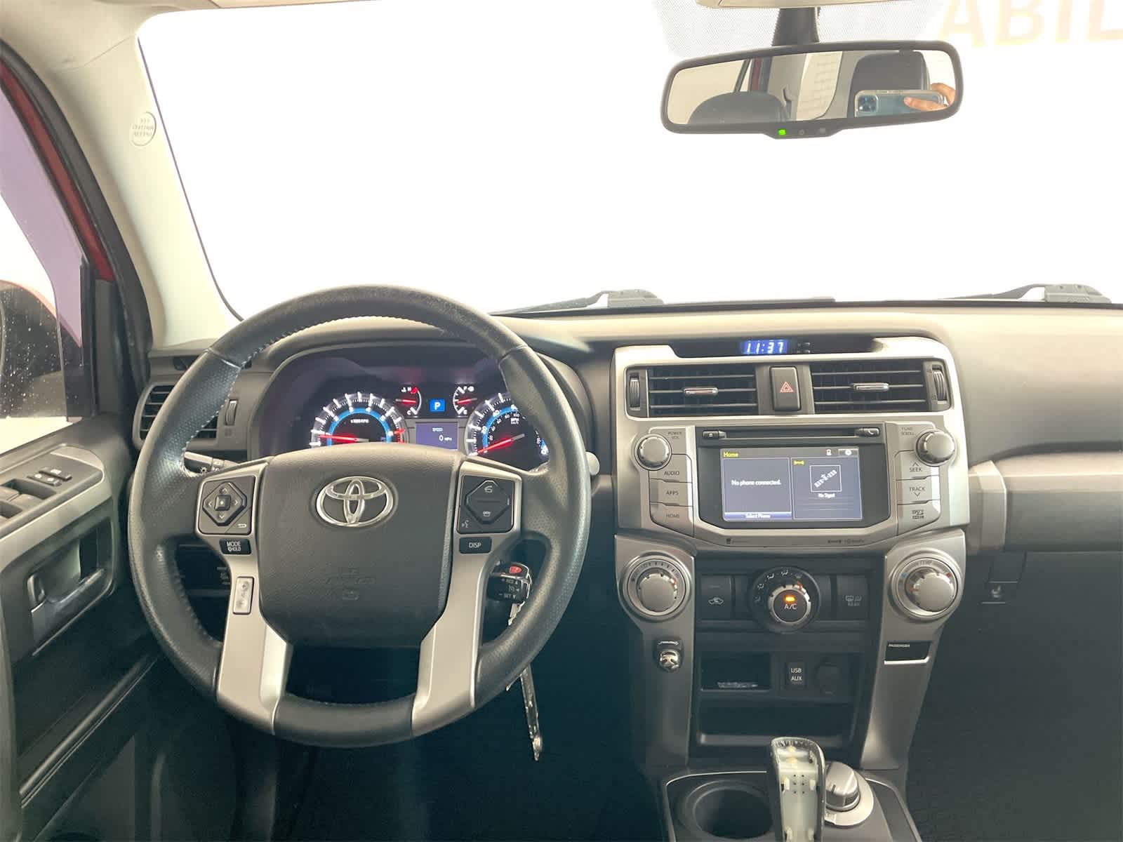 Thumbnail: 2016 Toyota 4Runner - 16