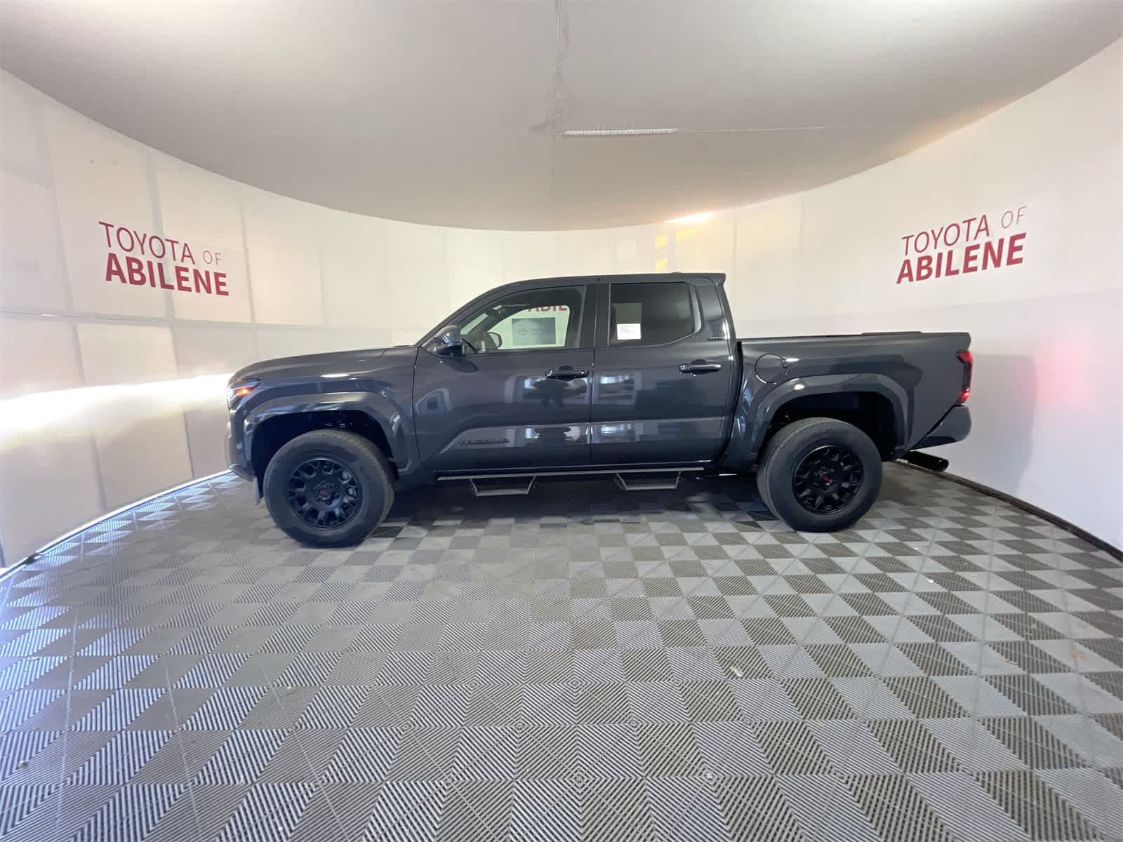 Thumbnail: 2025 Toyota Tacoma - 2