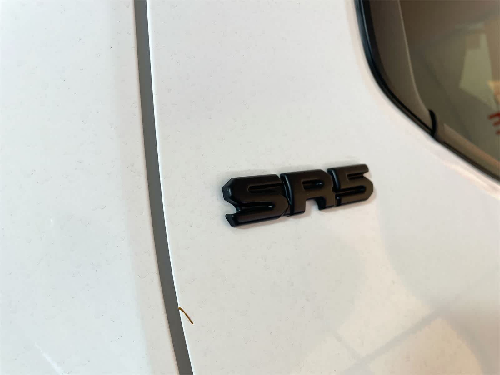 2025 Toyota Tacoma SR5 6
