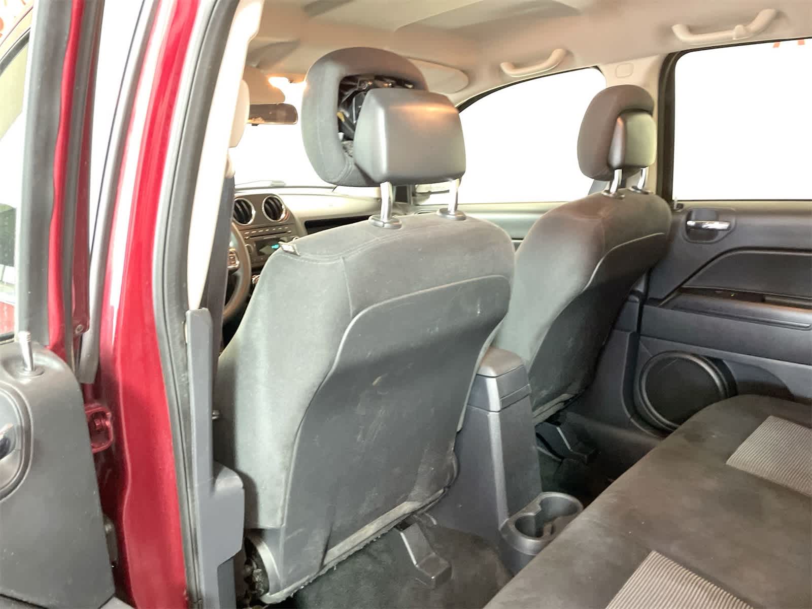 2015 Jeep Compass Sport 10