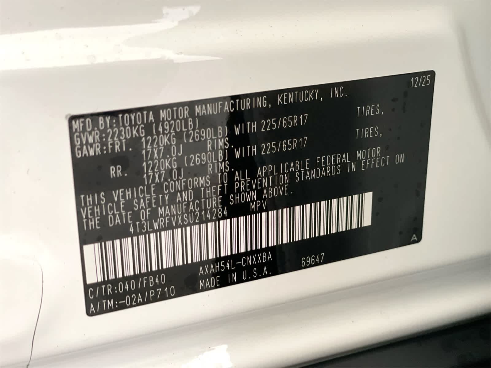 Thumbnail: 2025 Toyota RAV4 - 27