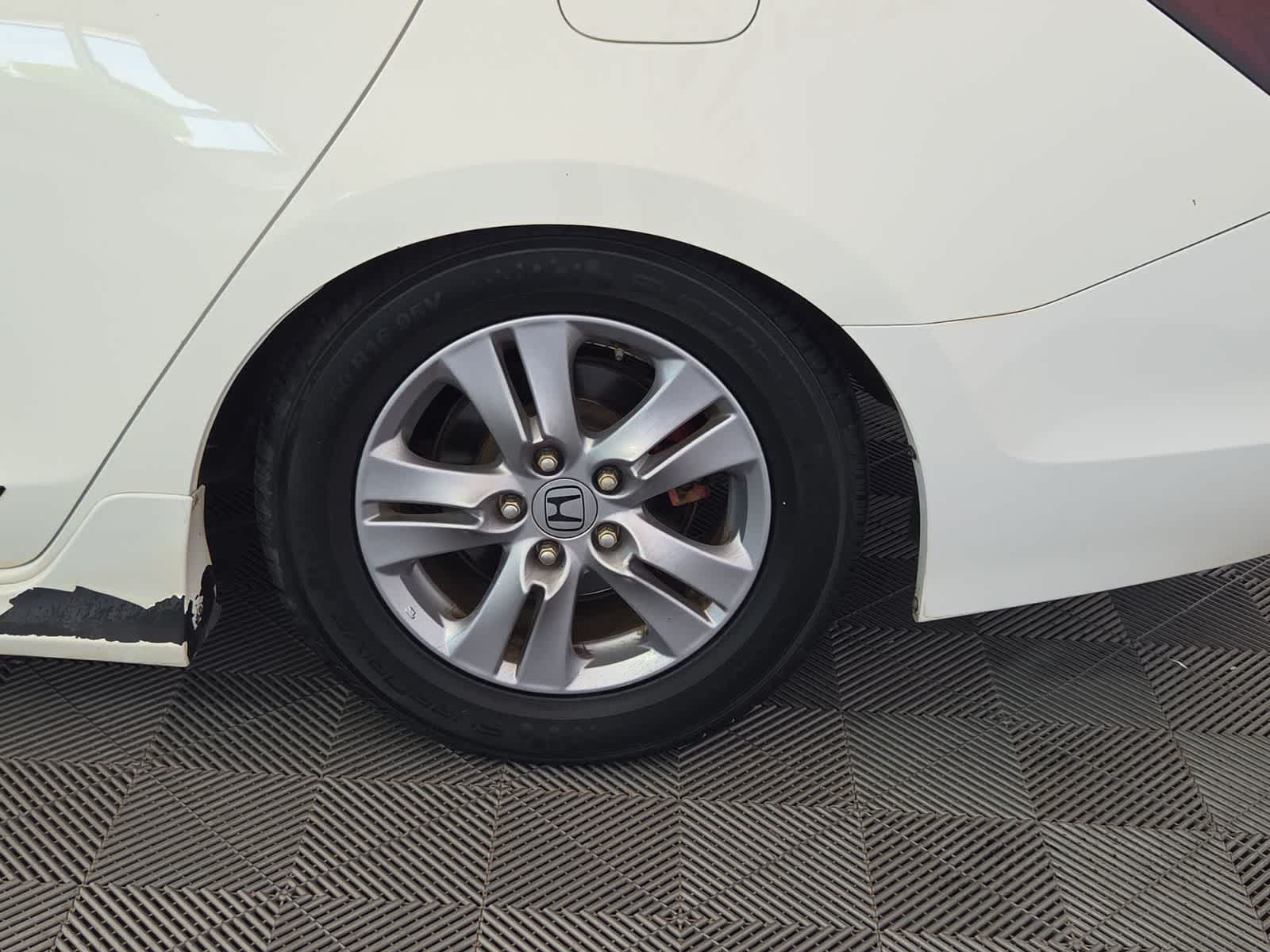 Thumbnail: 2012 Honda Accord - 24