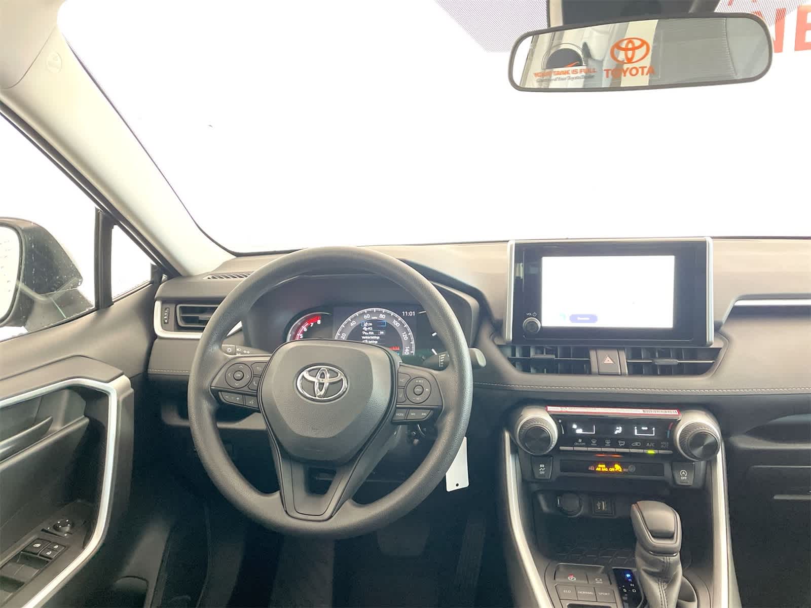 Thumbnail: 2025 Toyota RAV4 - 15