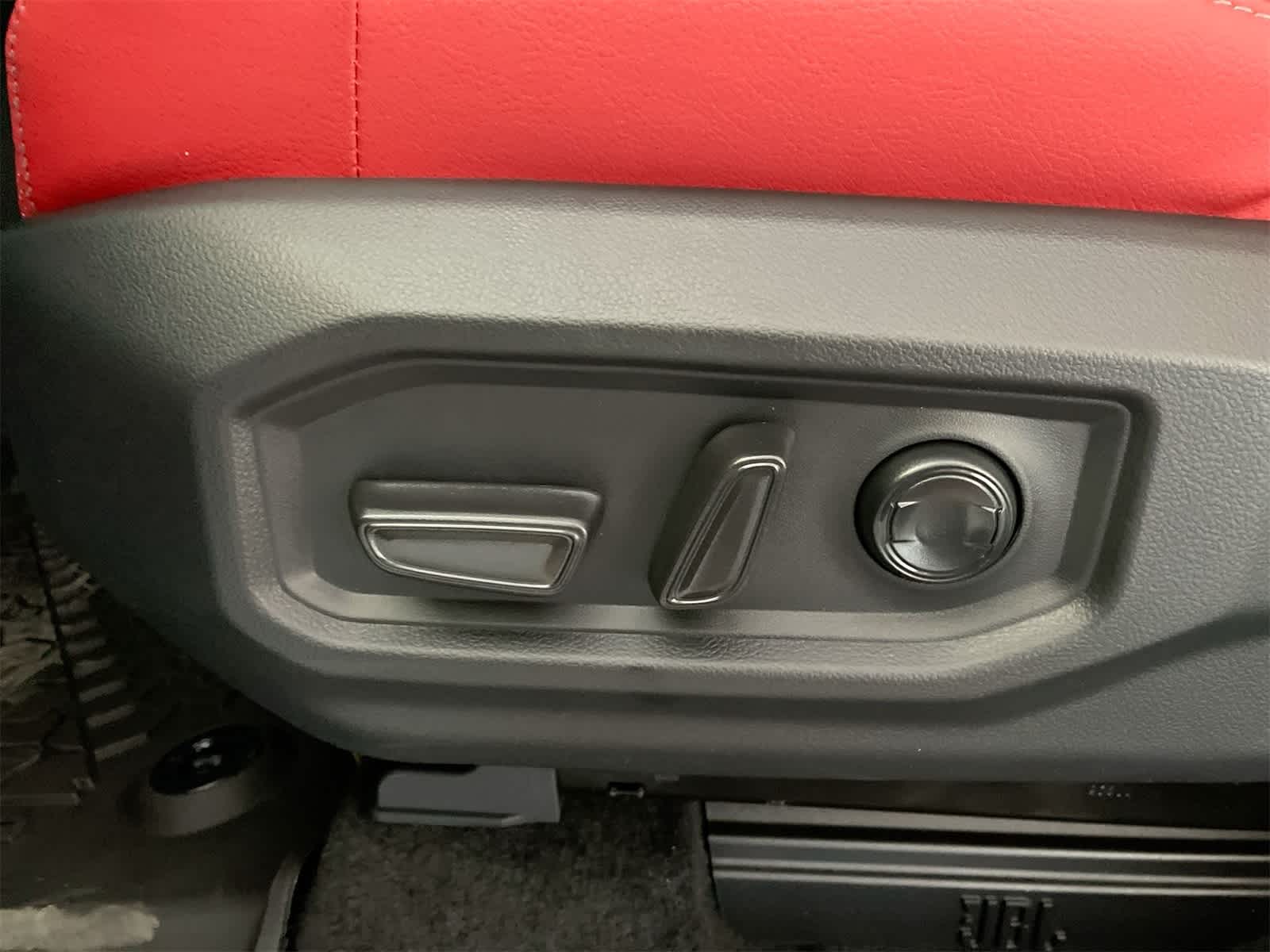 Thumbnail: 2026 Toyota Tundra - 11